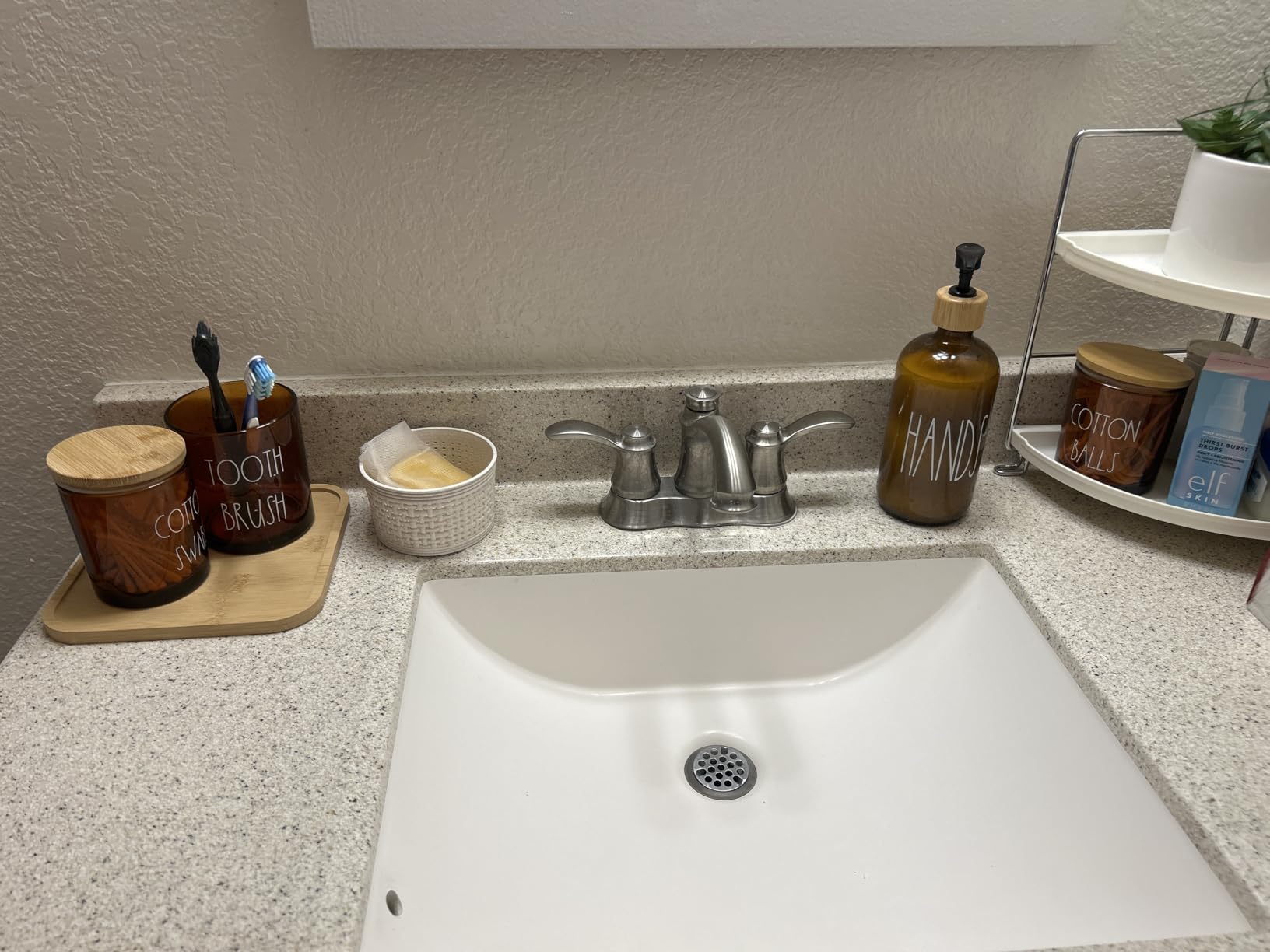 Matte Black Bathroom Accessories Set, 5 Pcs Glass Bathroom Accessory Set with Bamboo Tray, Soap Dispenser and Toothbrush Holder Set, Qtip Holder Set, Farmhouse Boho Bathroom Set Complete - Customer Photo 1