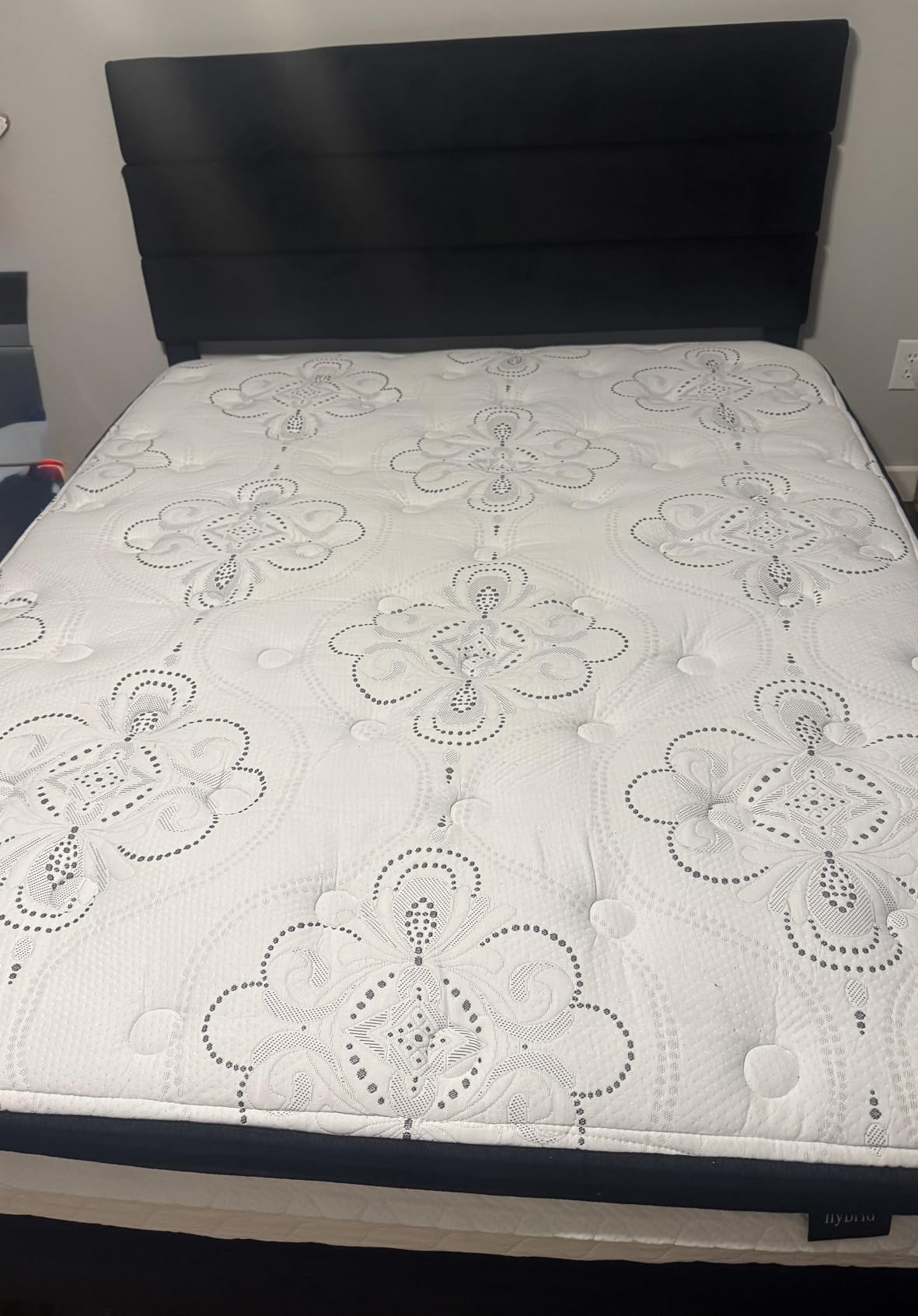 Allewie Queen Size Platform Bed Frame with Velvet Upholstered Headboard and Wooden Slats Support, Fully Upholstered Mattress Foundation/No Box Spring Needed/Easy Assembly, Black - Customer Photo 2