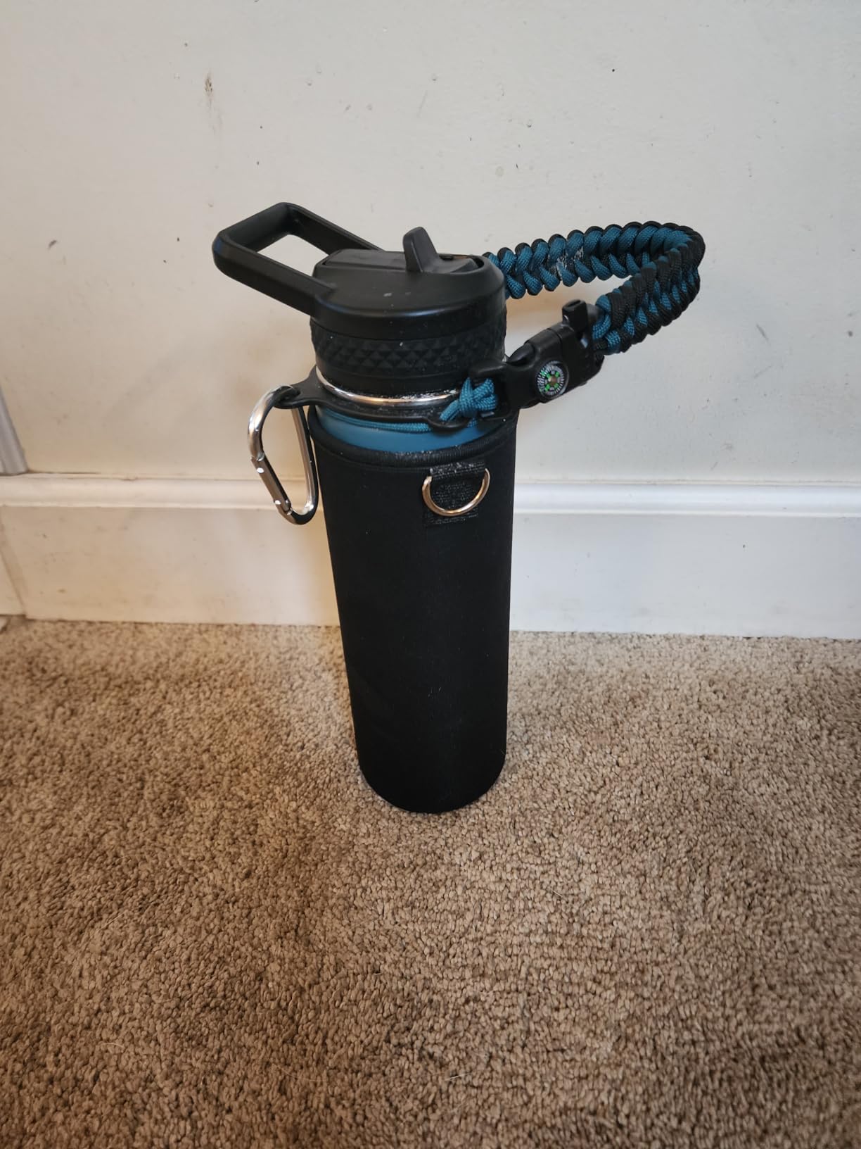 Insulated Water Bottle 64 oz, Triple Wall Vacuum Stainless Steel (Cold for 48 Hrs), Leak Proof & Non-BPA, Half Gallon Water Flask Jug with Paracord Handle & Straw Spout Lids Customer Review Insulated Water Bottle 64 oz, Triple Wall Vacuum Stainless Steel (Cold for 48 Hrs), Leak Proof & Non-BPA, Half Gallon Water Flask Jug with Paracord Handle & Straw Spout Lids - Customer Photo 2
