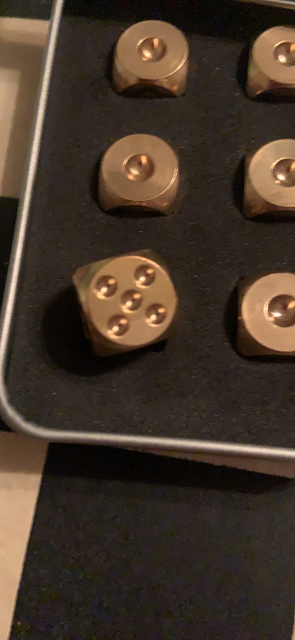 6 Sided Metal Brass Dice with Gift Metal Case & Portable Bag, 6pcs Solid Brass Dice for Tables Board Game Poker Party Playing Games, Ideal Men's Collection Gift Customer Review 6 Sided Metal Brass Dice with Gift Metal Case & Portable Bag, 6pcs Solid Brass Dice for Tables Board Game Poker Party Playing Games, Ideal Men's Collection Gift - Customer Photo 1