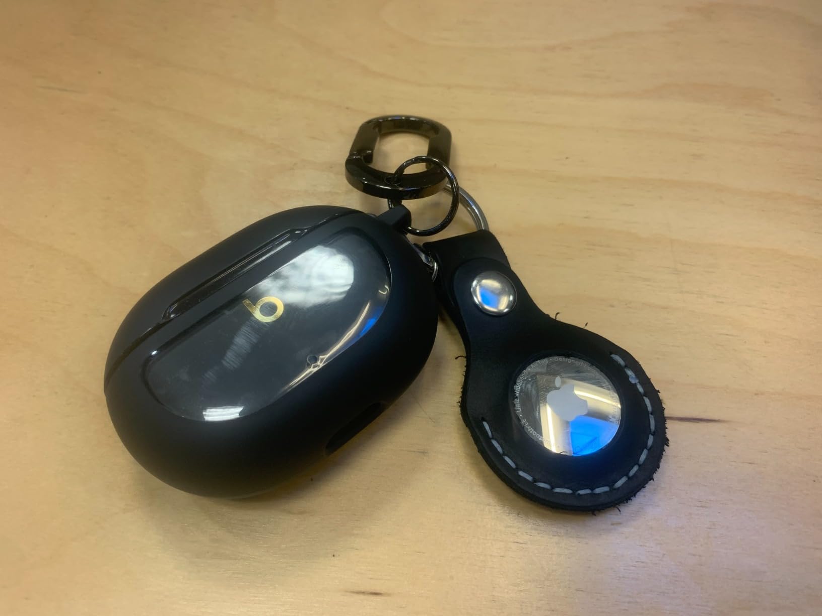 Beats Studio Buds + | True Wireless Noise Cancelling Earbuds, Enhanced Apple & Android Compatibility, Built-in Microphone, Sweat Resistant Bluetooth Headphones, Spatial Audio - Black/Gold Customer Review Beats Studio Buds + | True Wireless Noise Cancelling Earbuds, Enhanced Apple & Android Compatibility, Built-in Microphone, Sweat Resistant Bluetooth Headphones, Spatial Audio - Black/Gold - Customer Photo 1