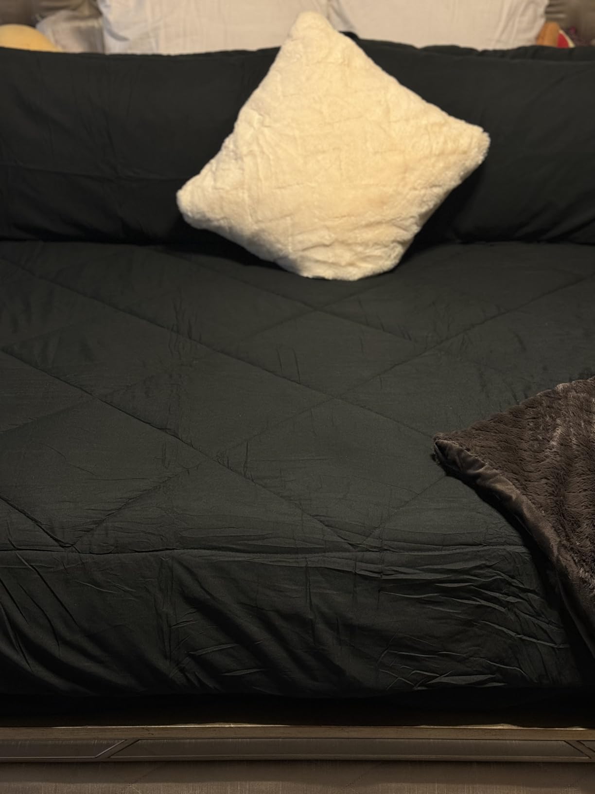 Newspin Queen Comforter Set Black - Bed in a Bag Queen Size 8 Pieces, All Season Bed Set, Fluffy Comforter Set with Sheets, Sheet Set Quilt Blanket, Pillowcases & Shams & Bed Skirt - Customer Photo 2