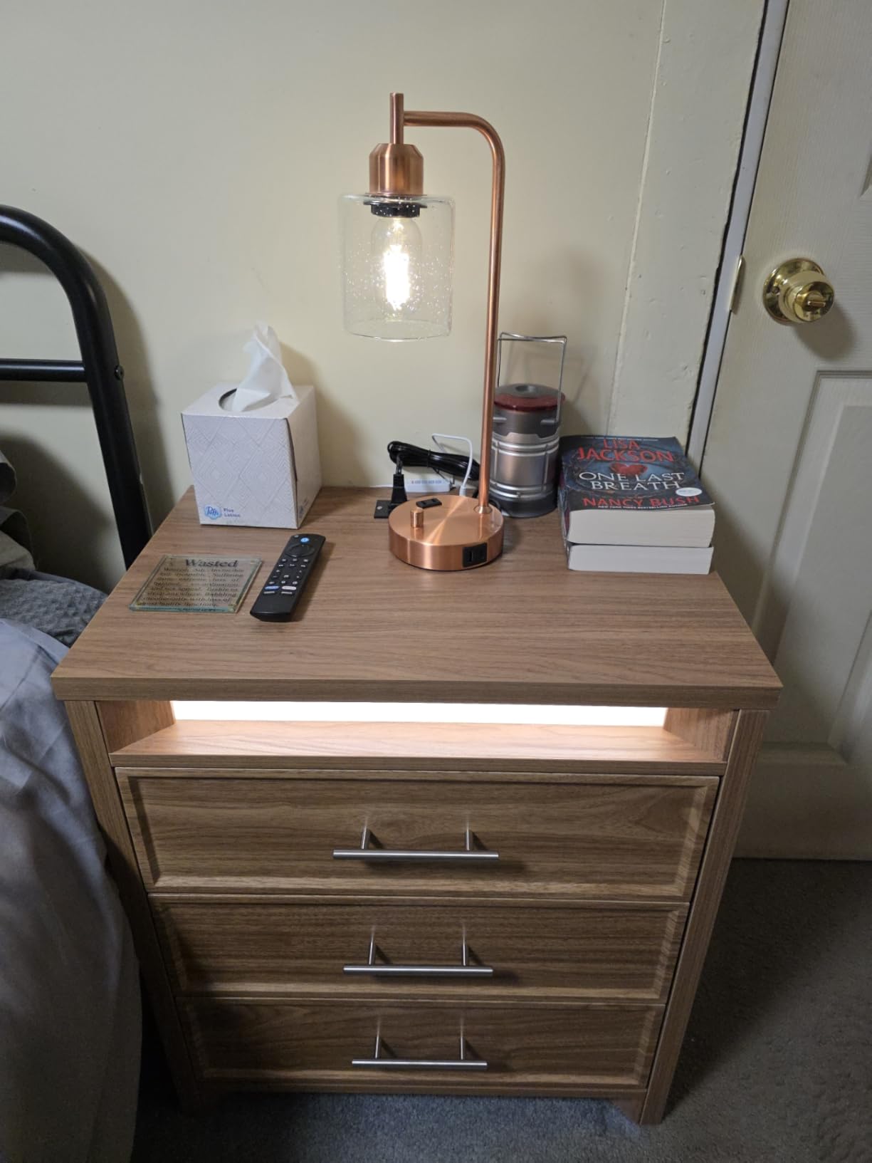 Industrial Table Lamps for Bedrooms Set of 2 - Fully Dimmable Bedside Lamps with USB A and C Ports and Outlet, Black Nightstand Lamps with Glass Shade for Living Room, Desk Lamps for Office Reading Customer Review Industrial Table Lamps for Bedrooms Set of 2 - Fully Dimmable Bedside Lamps with USB A and C Ports and Outlet, Black Nightstand Lamps with Glass Shade for Living Room, Desk Lamps for Office Reading - Customer Photo 1