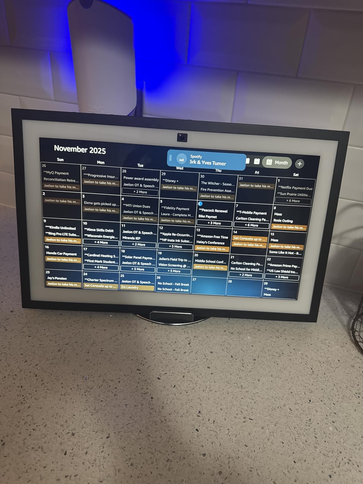 Amazon Echo Show 15 (newest model), Full HD 15.6