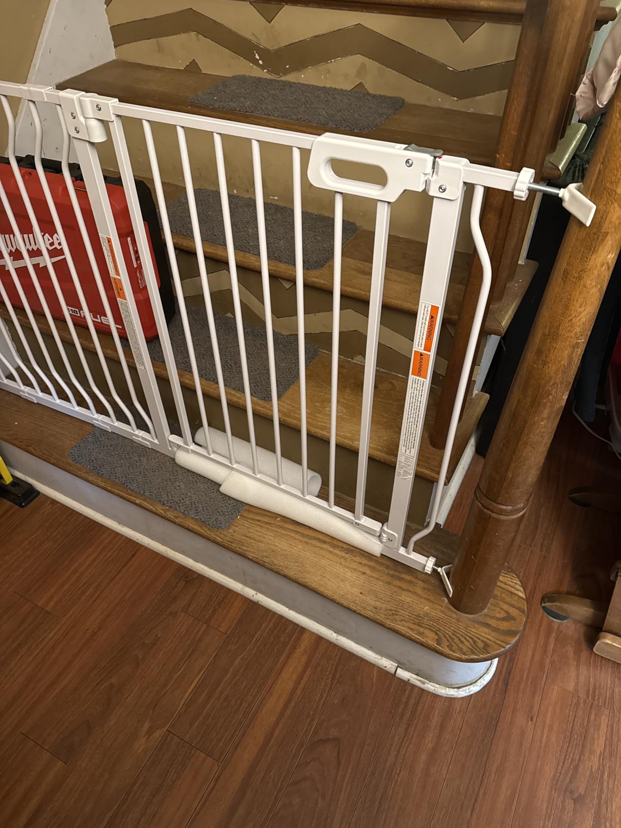 Mom's Choice-GROWNSY Baby Gate for Stairs, 29.5