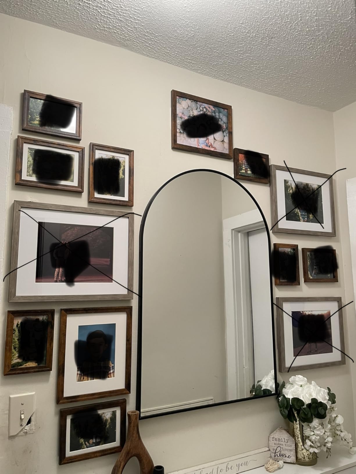 SONGMICS Picture Frames with 16 Mats, Set of 10 Collage Photo Frames, Two 8x10, Four 5x7, Four 4x6 Frames, Hanging or Table Display, Glass, 12 Non-Trace Nails, Ash Black - Customer Photo 2