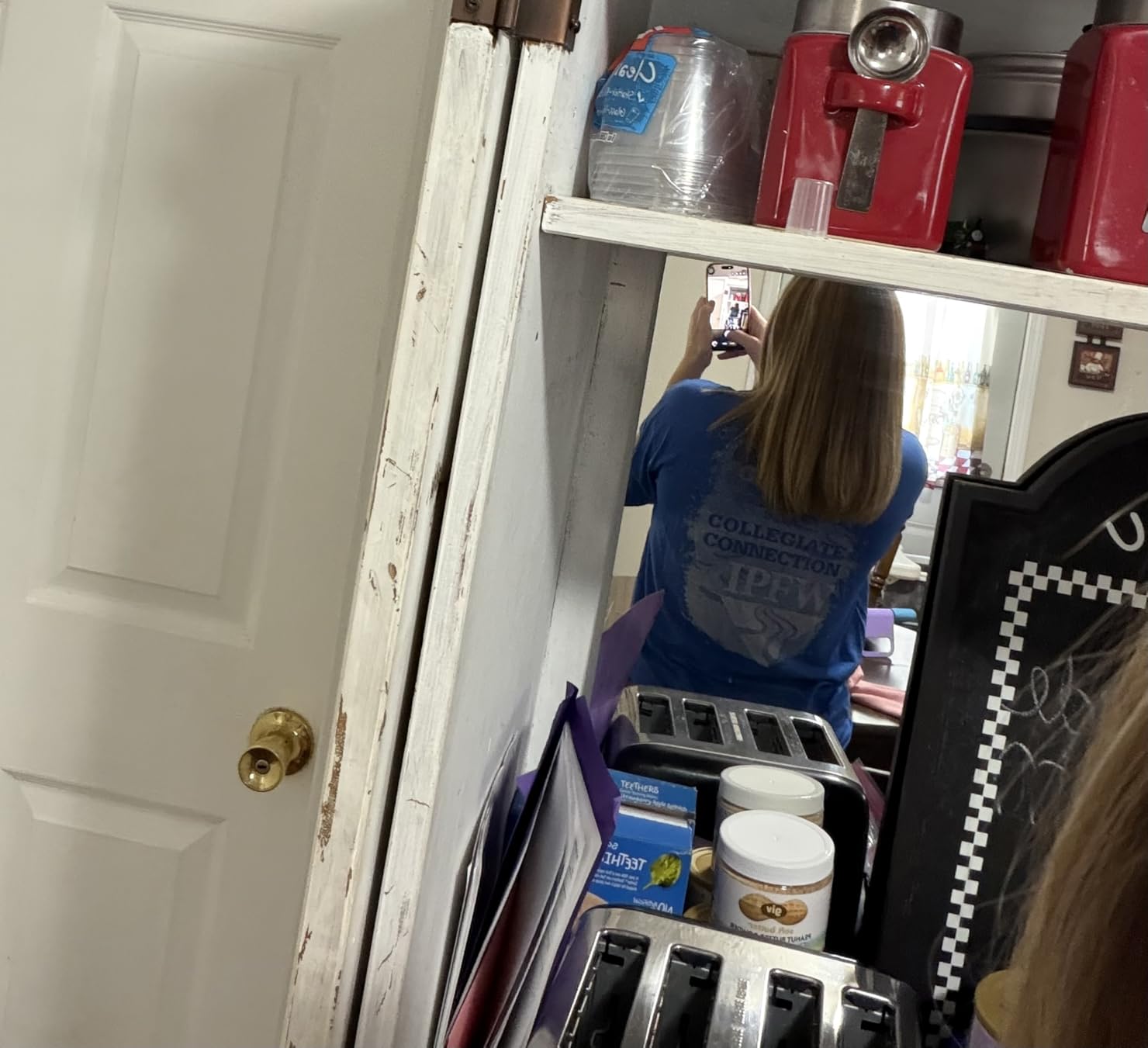 ArtNaturals Organic Rosemary & Castor Hair Growth Oil + Scalp Massager Set – Hair Relaxer for Dry, Itchy Scalp, Thickening & Hydration - Scalp Oil Products For Damaged Hair & Split Ends – 4.0 oz - Customer Photo 2