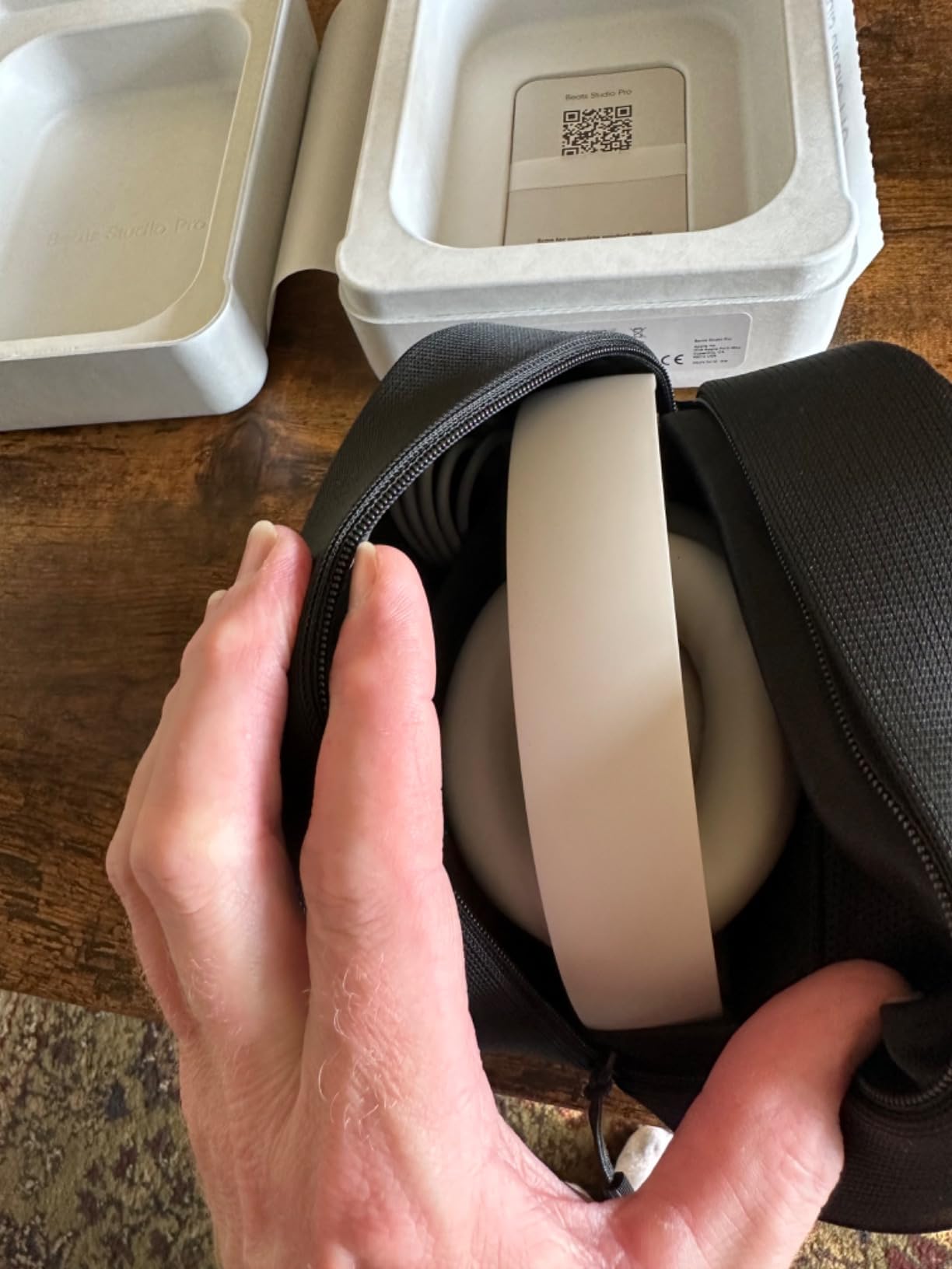 Beats Studio Pro - Premium Wireless Over-Ear Headphones- Up to 40-Hour Battery Life, Active Noise Cancelling, USB-C Lossless Audio, Apple & Android Compatible - Deep Brown - Customer Photo 2