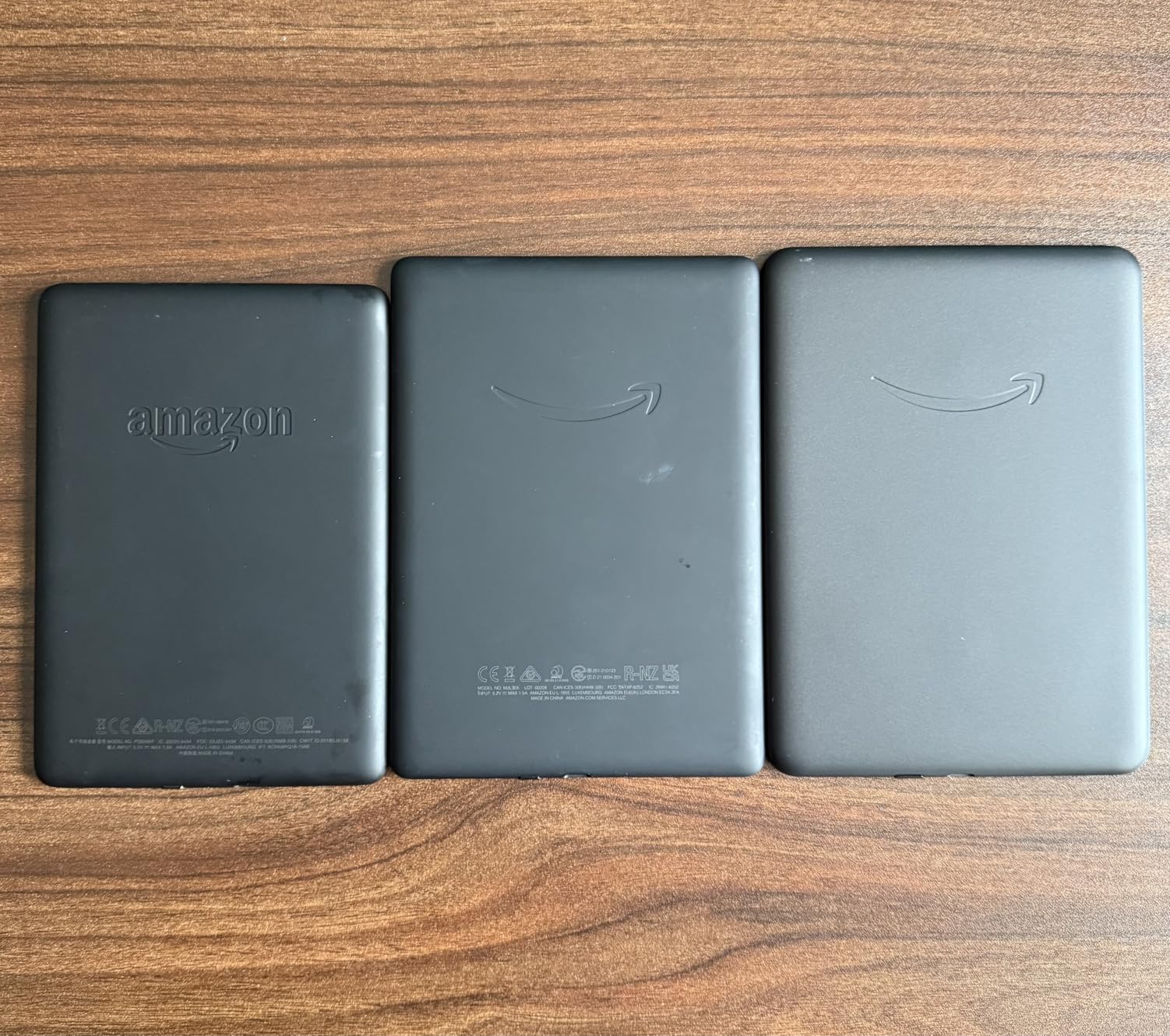 Amazon Kindle Paperwhite Signature Edition 32GB – Our fastest Kindle with auto-adjusting front light, wireless charging, and weeks of battery life – Metallic Black - Customer Photo 3