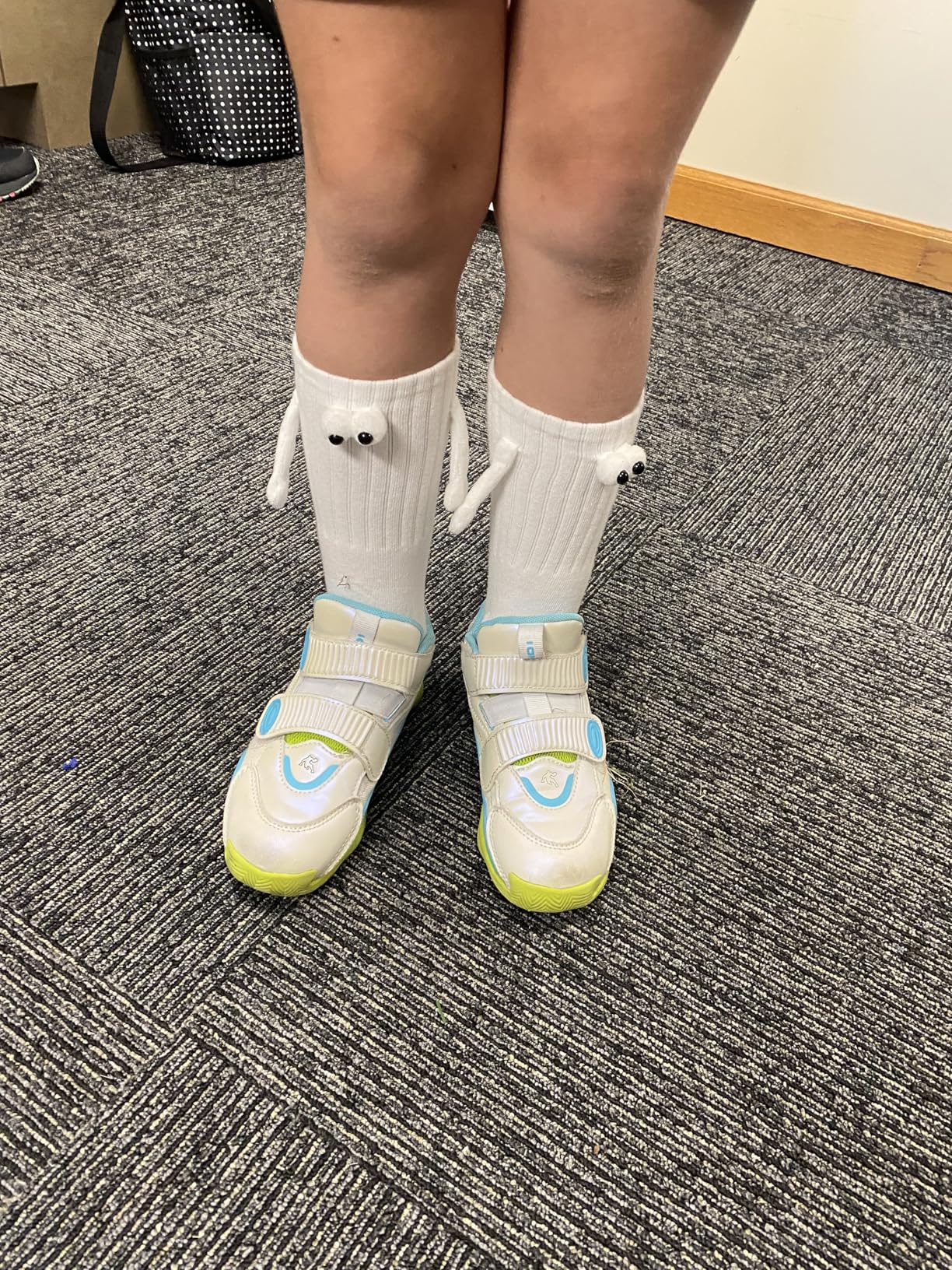 2 Pairs Magnetic Holding Hands Socks - Funny Gifts for Women & Men, Teens, Couples, Friends - Customer Photo 2