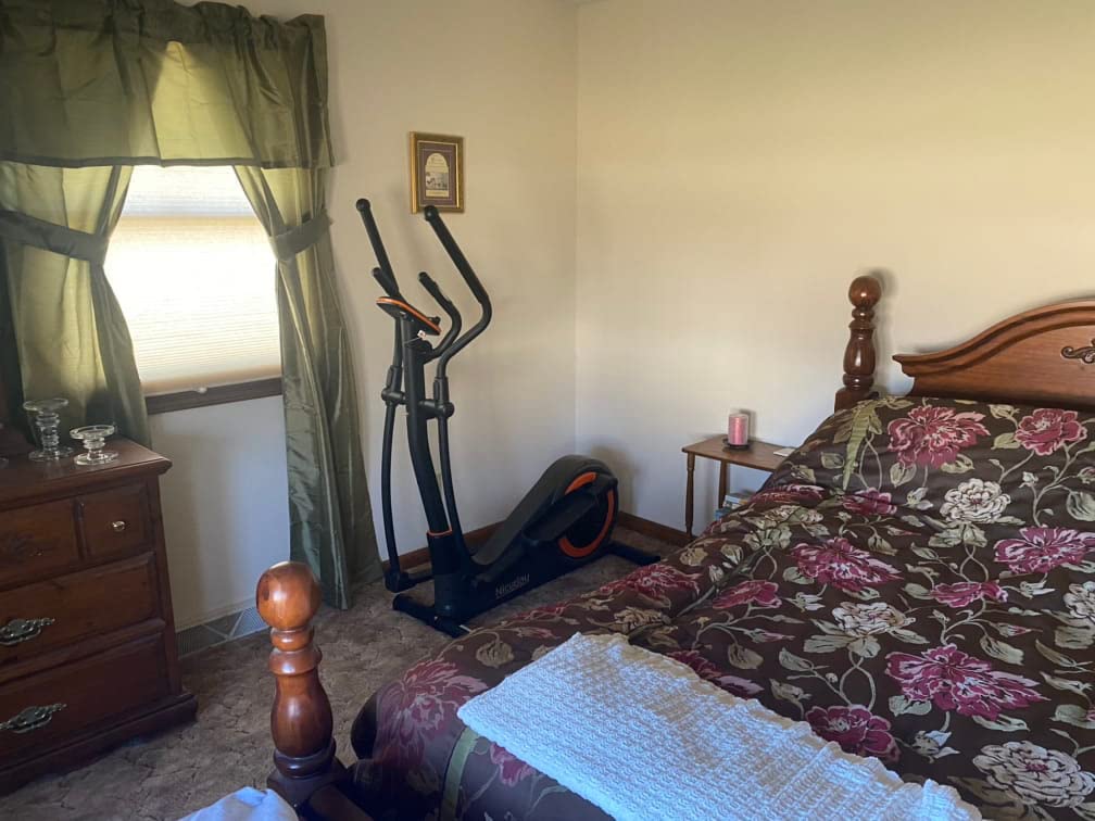 Niceday Elliptical Machine, Elliptical Exercise Machine for Home with Hyper-Quiet Magnetic Driving System, Elliptical Trainer with 15.5IN & 20IN Stride, 16 Resistance Levels, 500LBS Loading Capacity - Customer Photo 2