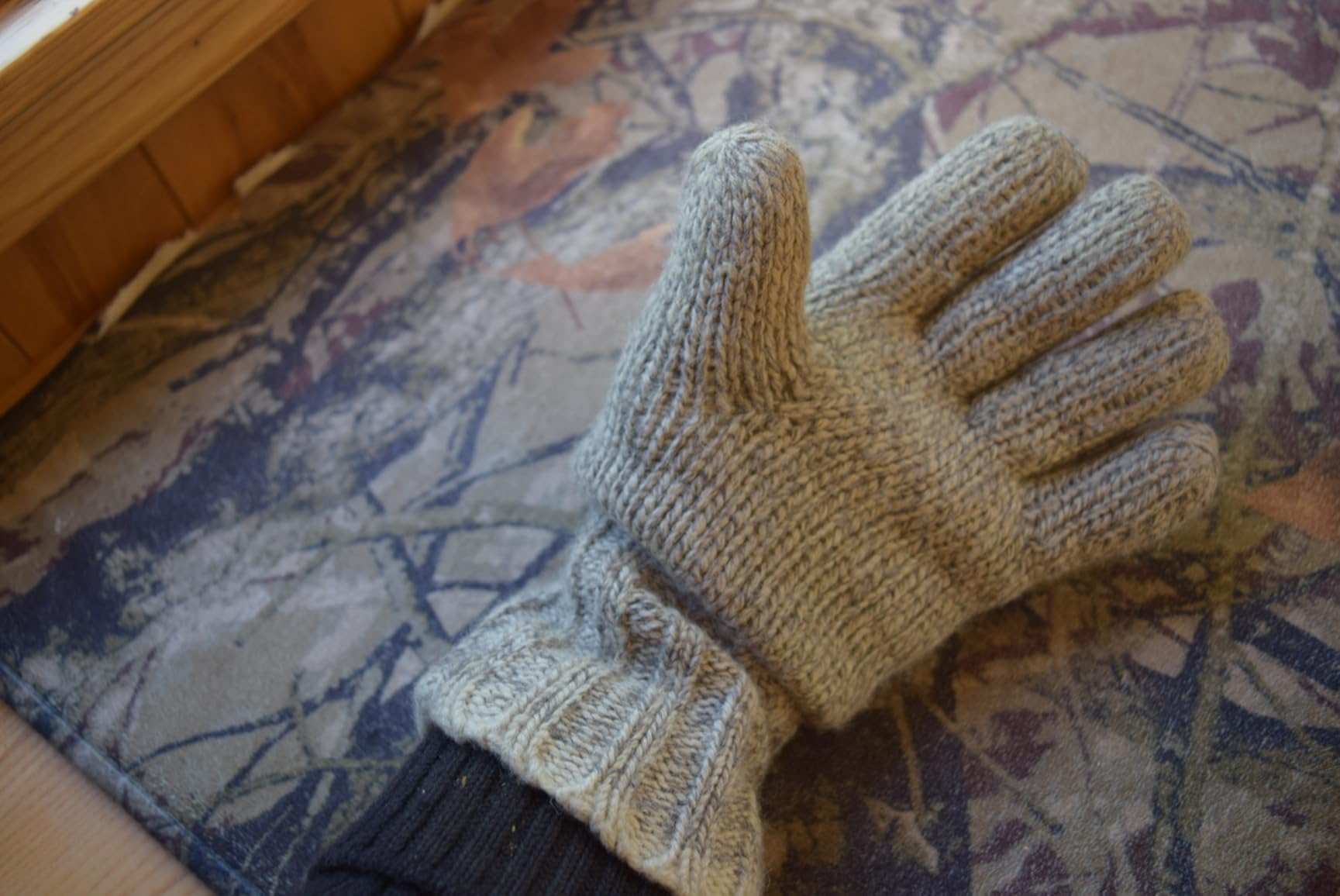 OCOOPA Magnetic Hand Warmers Rechargeable 2 Pack, Electric Handwarmers, Smart Heating UL Certified, 3-Settings,Portable Heater, Ultra Slim Pocket, Hunting Essentials, Gifts for Christmas Men, UT3 Lite - Customer Photo 5