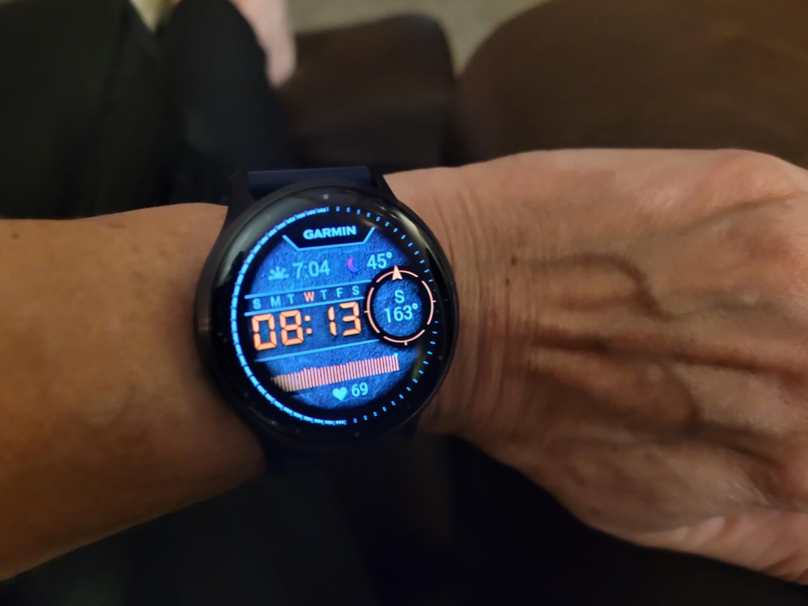 Garmin Venu 3S Silver Stainless Steel Bezel 1.2-Inch AMOLED Touchscreen Display Smart Watch with 41mm Sage Gray Case and Silicone Band Customer Review Garmin Venu 3S Silver Stainless Steel Bezel 1.2-Inch AMOLED Touchscreen Display Smart Watch with 41mm Sage Gray Case and Silicone Band - Customer Photo 1