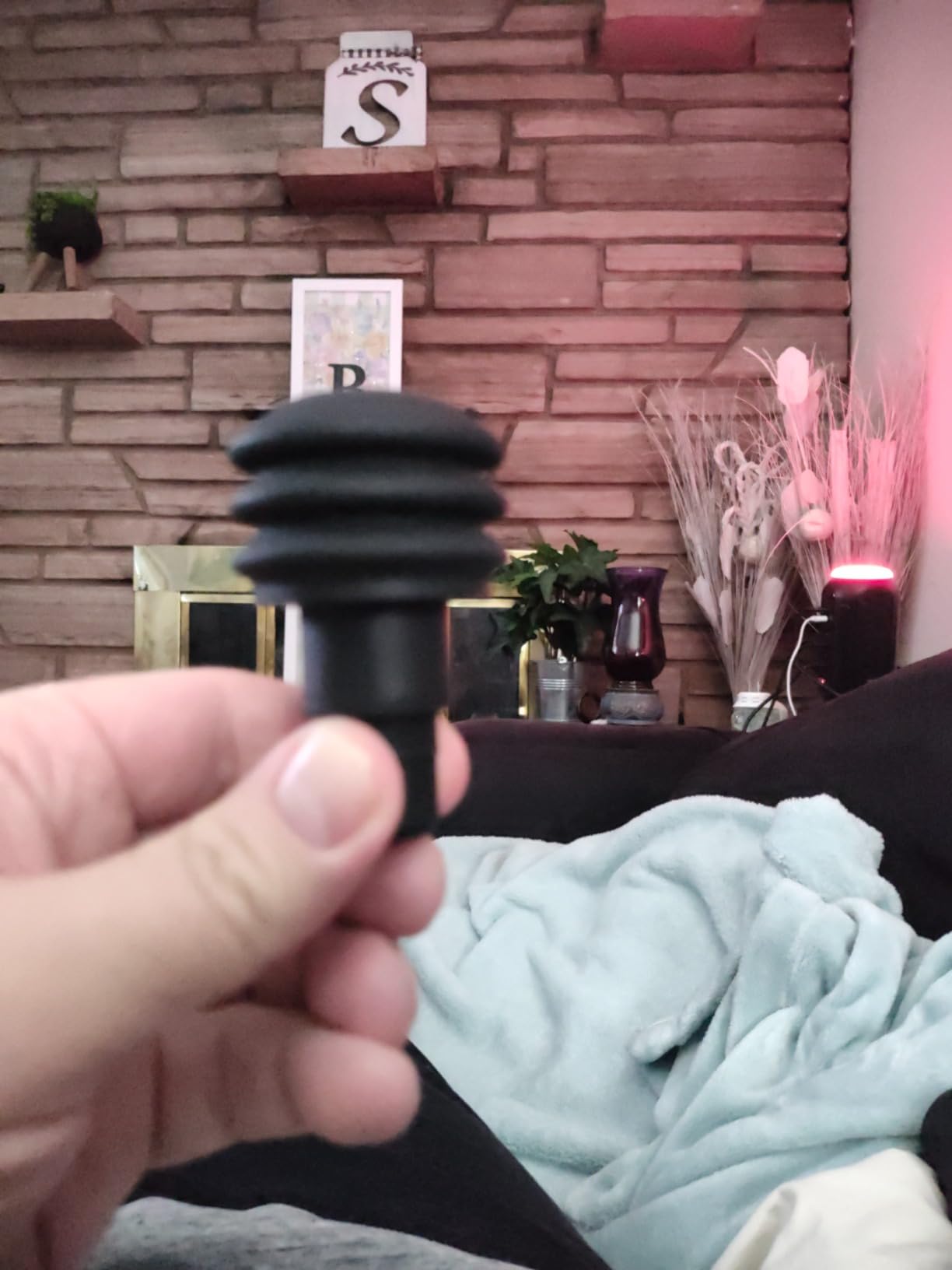 Hyperice Hypervolt 2 Black - Featuring Quiet Glide Technology - Handheld Percussion Massage Gun | 3 Speeds, 5 Interchangeable Heads | Helps Relieve Sore Muscles and Stiffness |FSA and HSA Customer Review Hyperice Hypervolt 2 Black - Featuring Quiet Glide Technology - Handheld Percussion Massage Gun | 3 Speeds, 5 Interchangeable Heads | Helps Relieve Sore Muscles and Stiffness |FSA and HSA - Customer Photo 2