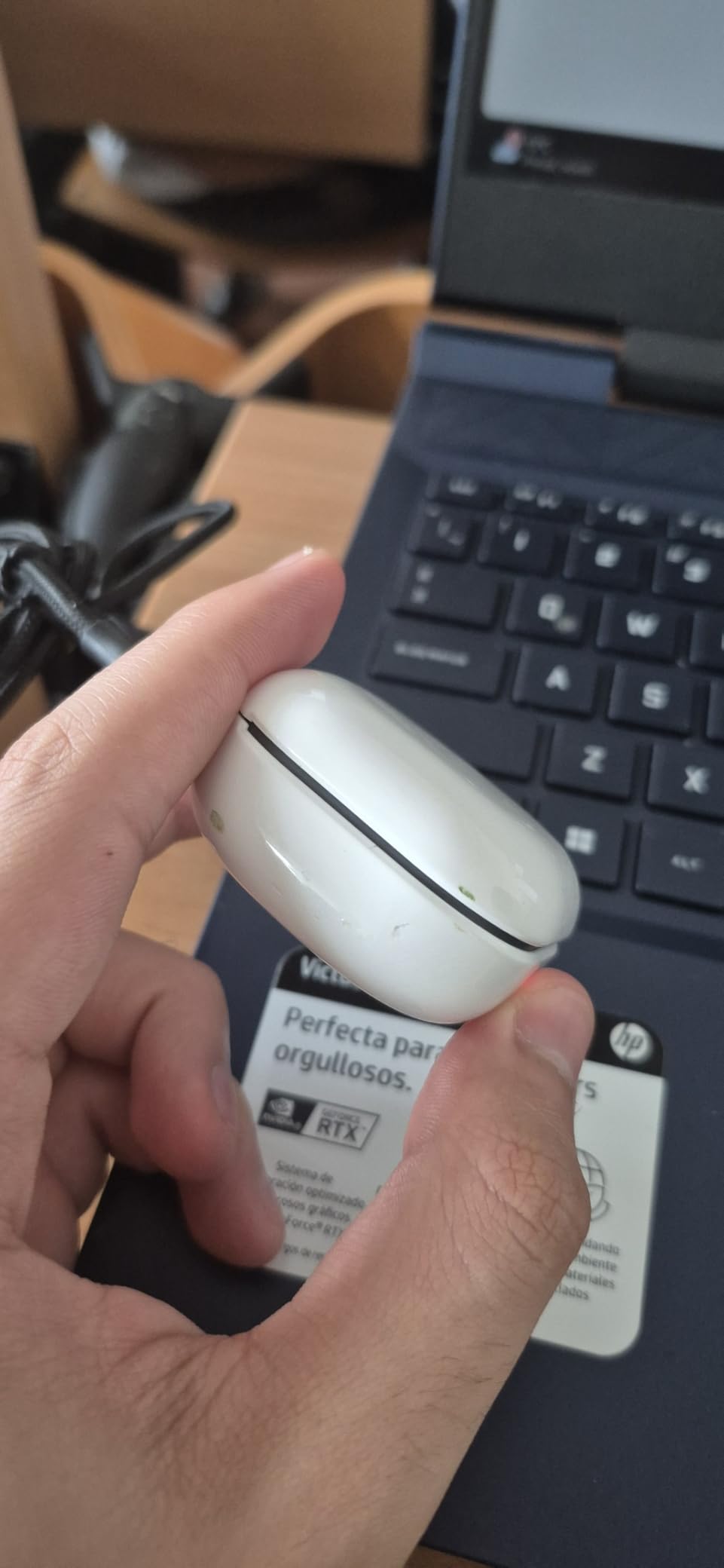 Samsung Galaxy Buds FE True Wireless Bluetooth Earbuds, Comfort and Secure in Ear Fit, Auto Switch Audio, Touch Control, Built-in Voice Assistant, Graphite [US Version, 1Yr Manufacturer Warranty] - Customer Photo 2