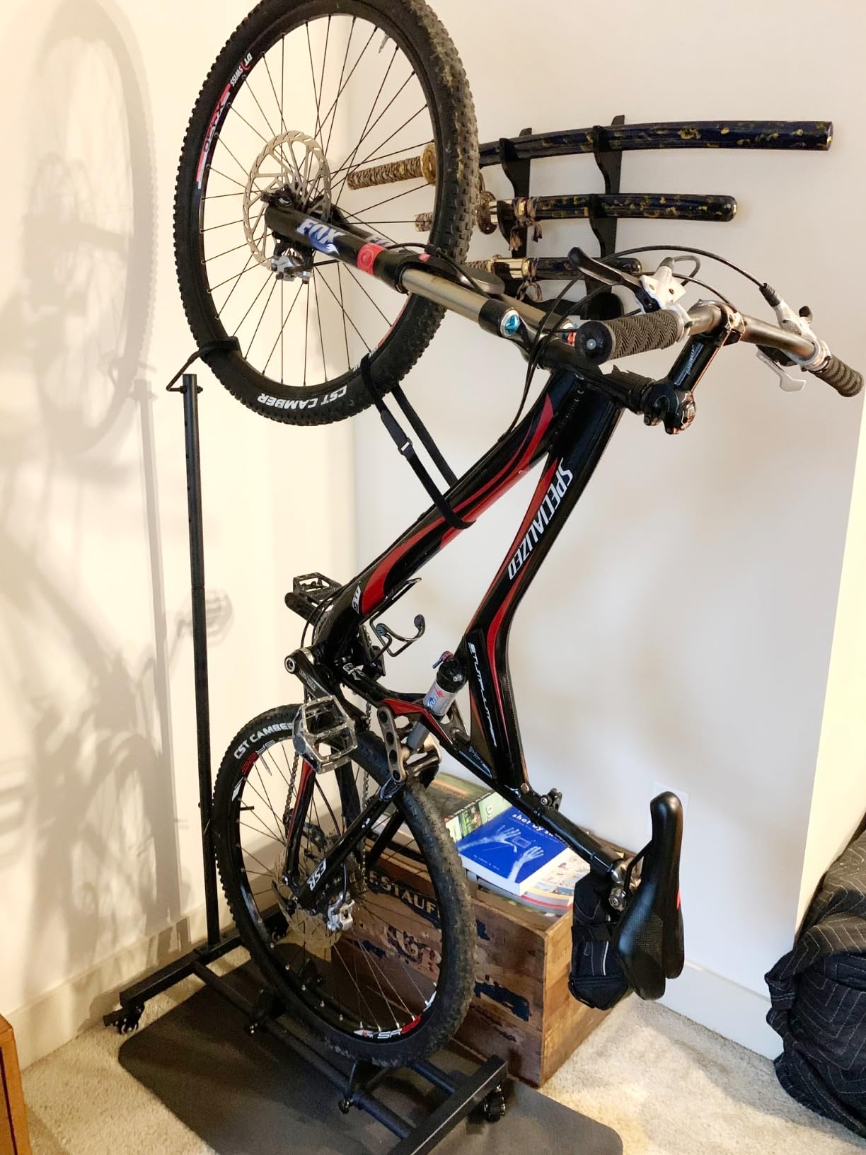 Vertical Bike Parking Stand - Adjustable Height for 29