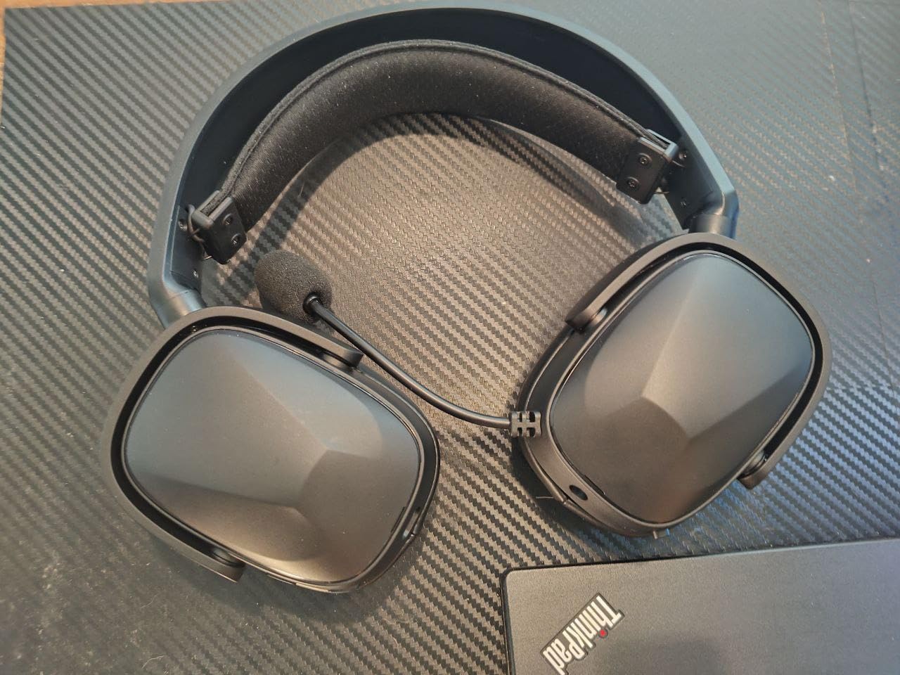 SENZER Wireless Gaming Headset with Mic for PS5/PS4 PC Switch - Bluetooth, Clear Audio, Customized Side Plates, Memory Foam Cushion - w/3.5mm Wired for Xbox One - Customer Photo 2