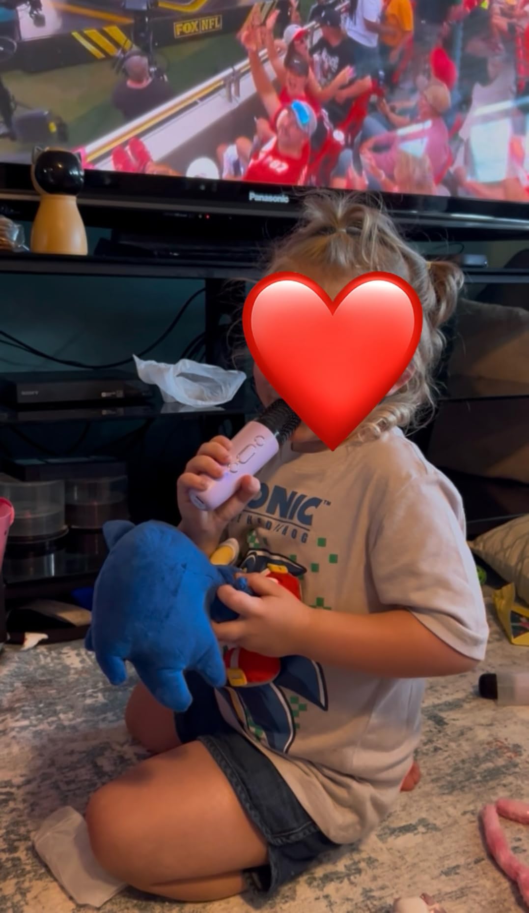 Mini Karaoke Machine with 2 Wireless Microphones, TOP Kids Gifts for Girls Ages 3, 4, 5, 6, 7, 8, 9, 10, 11, 12 +Years Old, 4-12th Christmas Birthday Toy Gift for Girls Boys Party (Purple) - Customer Photo 4