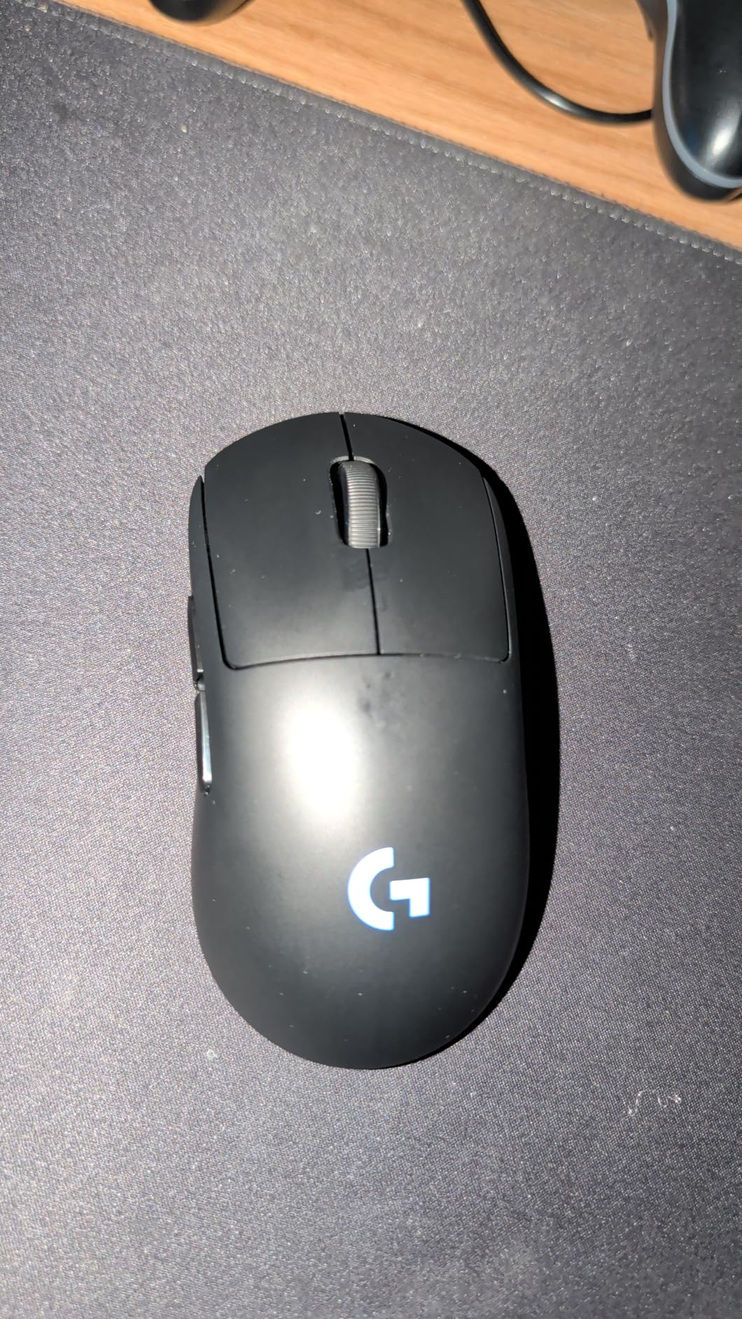 Logitech G PRO 2 Lightspeed Wireless Gaming Mouse, Right- or Left-Handed Mouse with up to 4 Customizable and Switchable Magnetic Side Buttons, 44K DPI Sensor, USB-C Charging, for PC/Mac - Black Customer Review Logitech G PRO 2 Lightspeed Wireless Gaming Mouse, Right- or Left-Handed Mouse with up to 4 Customizable and Switchable Magnetic Side Buttons, 44K DPI Sensor, USB-C Charging, for PC/Mac - Black - Customer Photo 3