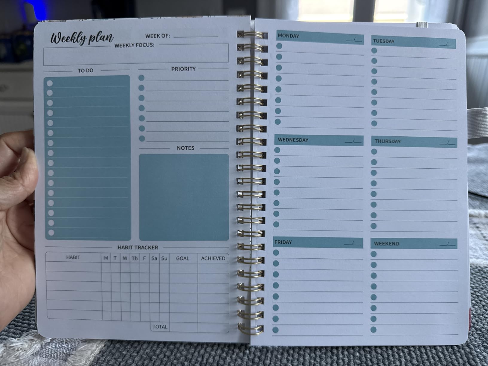 Undated Weekly Planner, Weekly To Do List Notebook with Goal & Habit Tracker Organizer, A5 Weekly Planner Notebook with Spiral Binding, 6.1