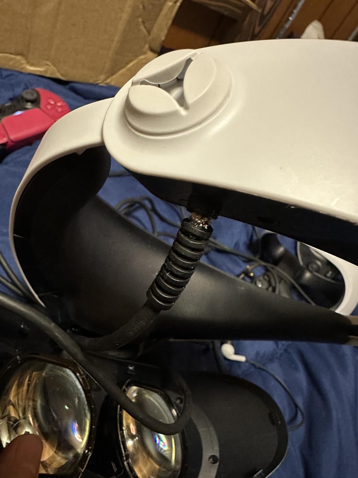 PlayStation VR2 Horizon Call of The Mountain™ Bundle (PSVR2) - Renewed - Customer Photo 1