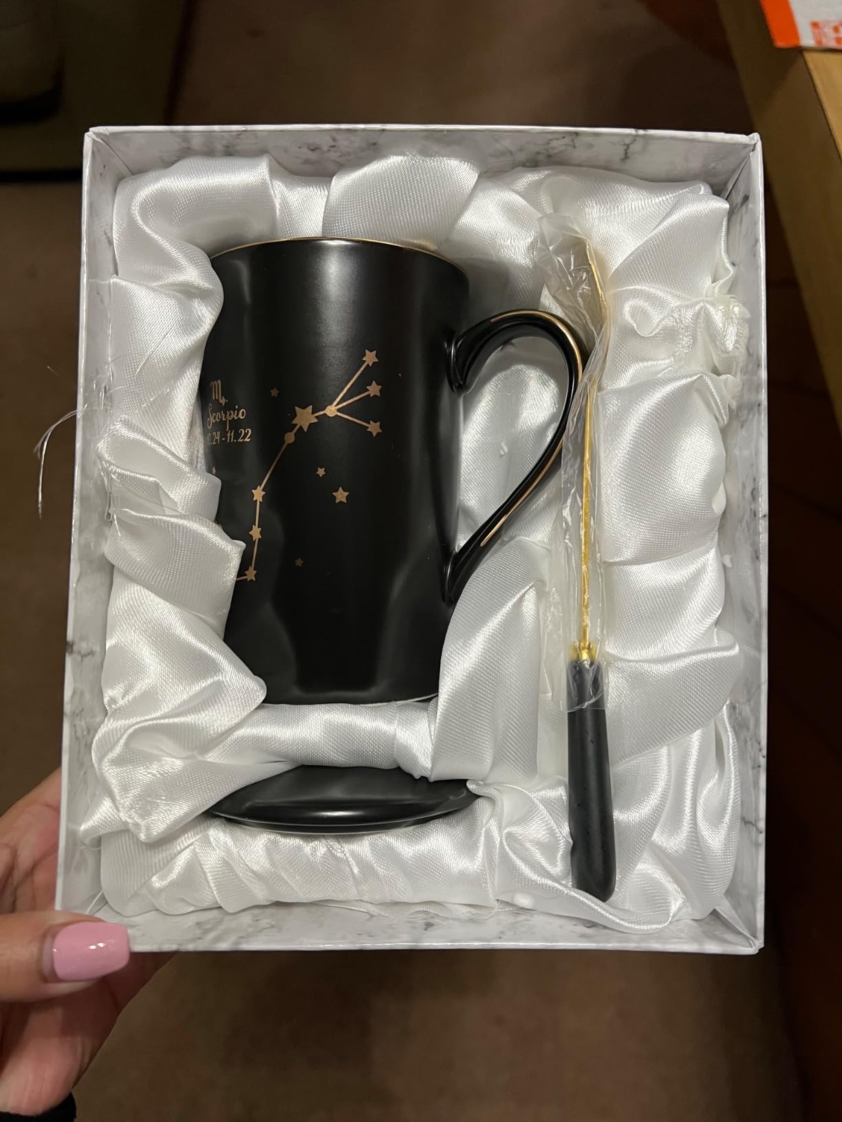 YHRJWN Pisces Gifts for Women, Pisces Constellation Mug, February March Birthdays Gifts for Women Horoscope Astrology Lovers, Pisces Zodiac Sign gifts for Women Girls, 14 Oz Pink with Gift Box - Customer Photo 3