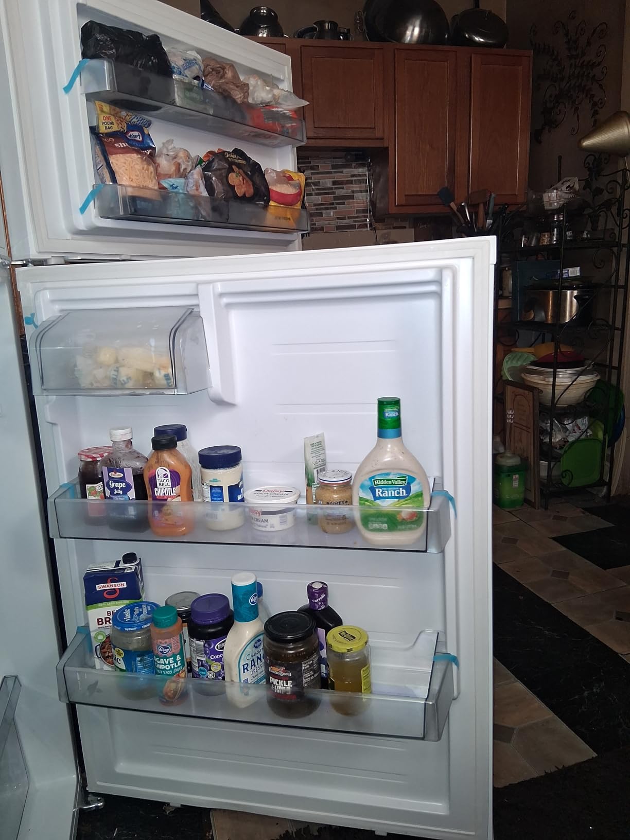 Kenmore 33 in. 20.5 cu. ft. Capacity Refrigerator/Freezer with Full-Width Adjustable Glass Shelving, Humidity Control Crispers, ENERGY STAR Certified, White - Customer Photo 2