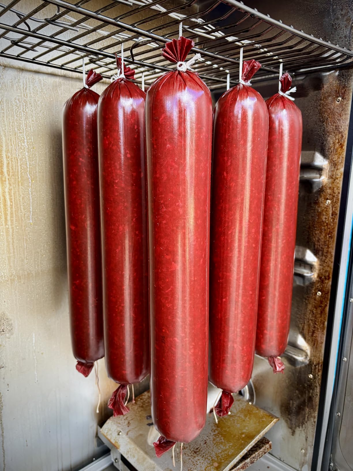 Masterbuilt®710 WiFi Digital Smoker, Vertical Design, 711 Cooking Sq. Inches, 4 Chrome Coated Smoking Racks, Wood Chip Loader, Electric Fuel Source to Plug in and Start Cooking, Black Model MB20070924 - Customer Photo 3