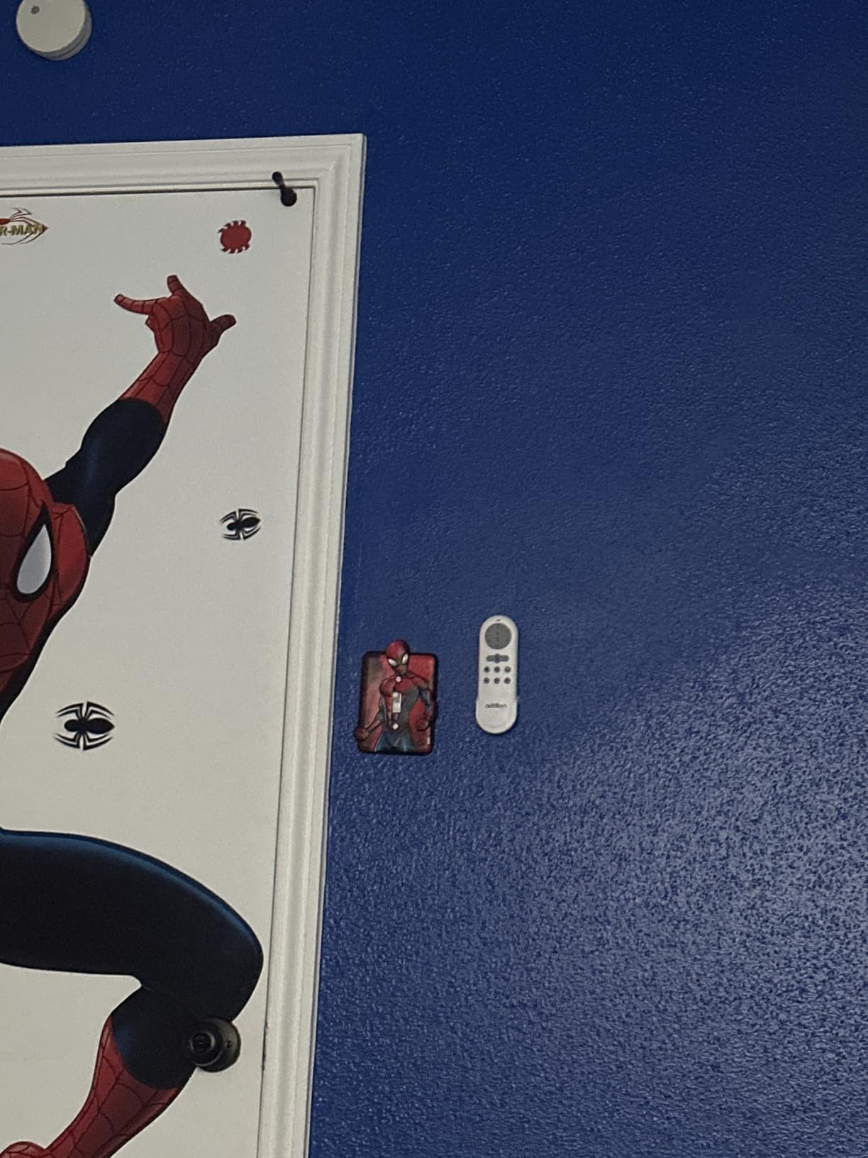 addlon Ceiling Fans with Lights, 42 Inch Low Profile Ceiling Fan with Light and Remote Control, Flush Mount, Reversible, 3CCT, Dimmable, Quiet, Black Small Ceiling Fan for Bedroom Indoor/Outdoor Use - Customer Photo 1