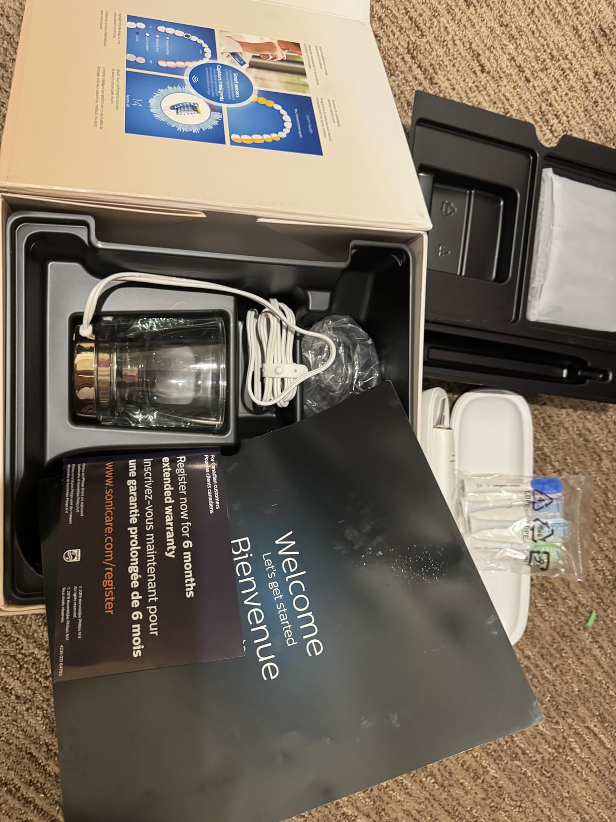 Philips Sonicare DiamondClean Smart 9750 Electric Toothbrush, Sonic Toothbrush with App, Pressure Sensor, Brush Head Detection, 5 Brushing Modes and 3 Intensity Levels, Rosegold, HX9924/67 - Customer Photo 1