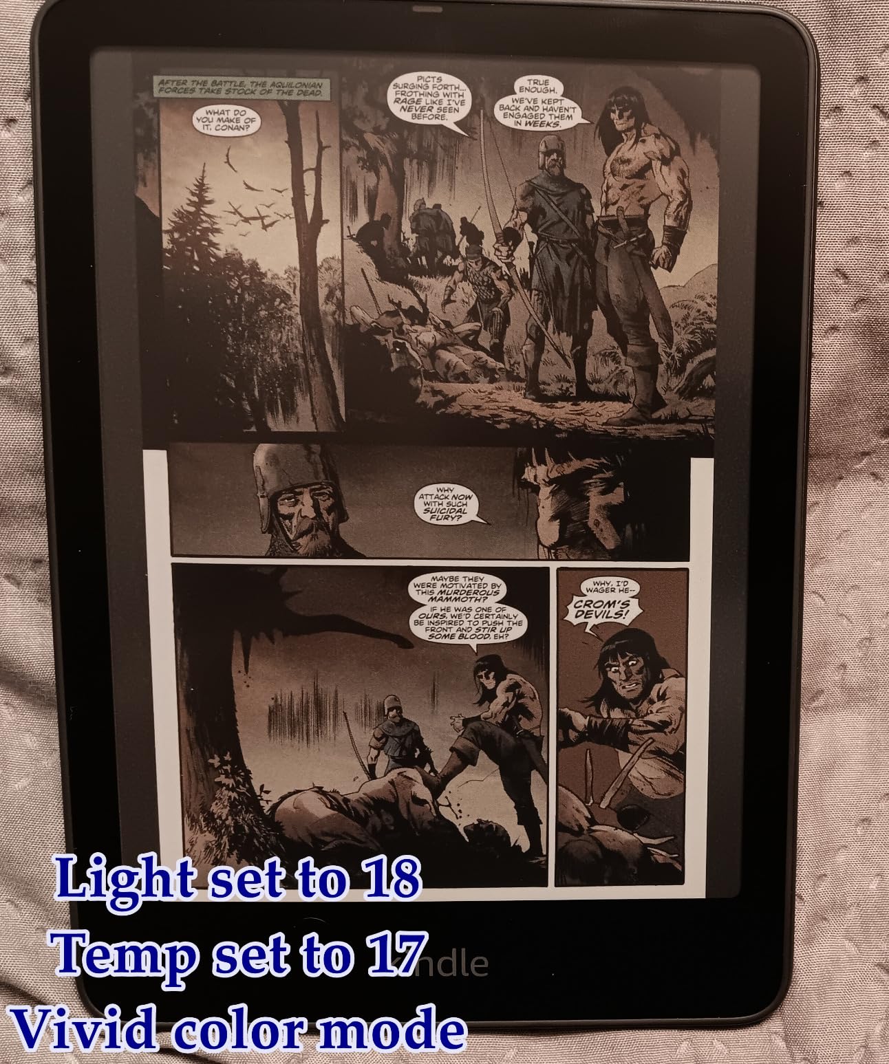 Amazon Kindle Colorsoft Signature Edition 32GB (newest model) – With color display, auto-adjusting front light, wireless charging, and long battery life - Metallic Black - Customer Photo 4