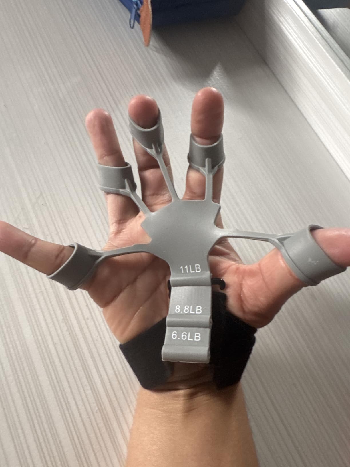 13 PCS Grip Strength Trainer Kit, Hand Gripper Strengthener, Forearm Strengthener, Finger Strengthener, Finger Exerciser, Stress Relief Ball, Forearm Workout Ring for Muscle Building and Injury Recover - Customer Photo 2