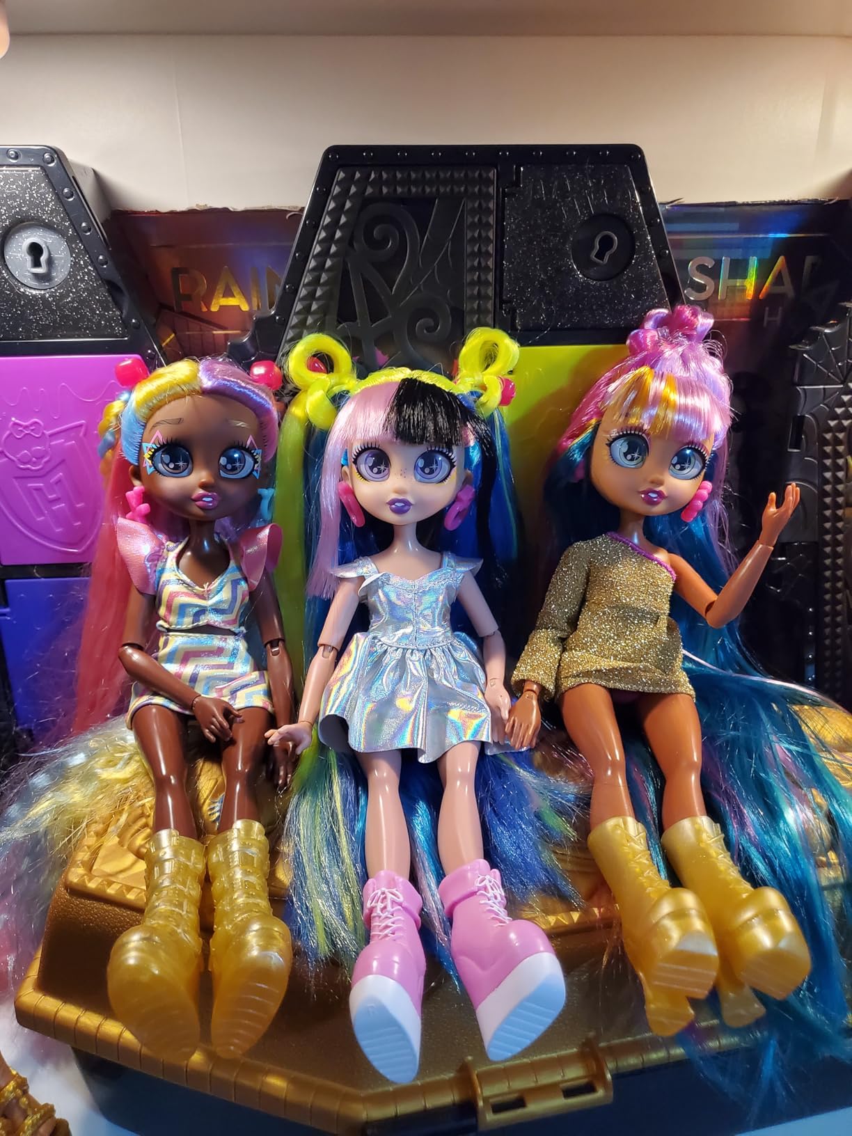 VIP Girls Hair Makeover Evelyn Fashion Doll with 11 VIP Girls Hair Makeover Evelyn Fashion Doll with 11