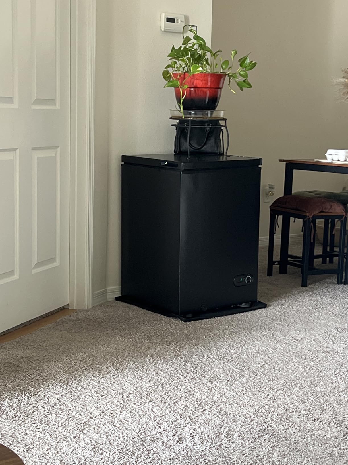 Kismile 1.8 Cubic Feet Chest Freezer with Removable Basket Free Standing Top Open Door Compact Freezer with Adjustable Temperature for Home/Kitchen/Office/Bar - Customer Photo 2