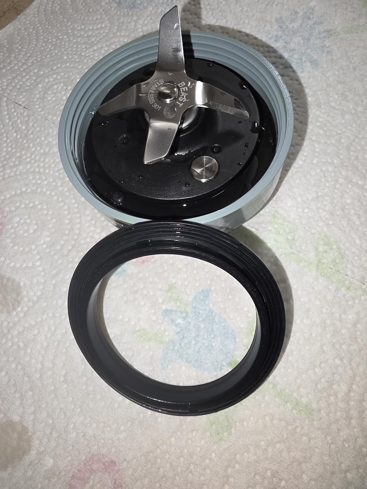 The Beast Mini Blender Plus | Mini Countertop Kitchen Blender | Blend Smoothies and Shakes, Dressings, Sauces, Dips | Extra Vessels, Straw Cap and Straws Included | 600W (Mist) - Customer Photo 1