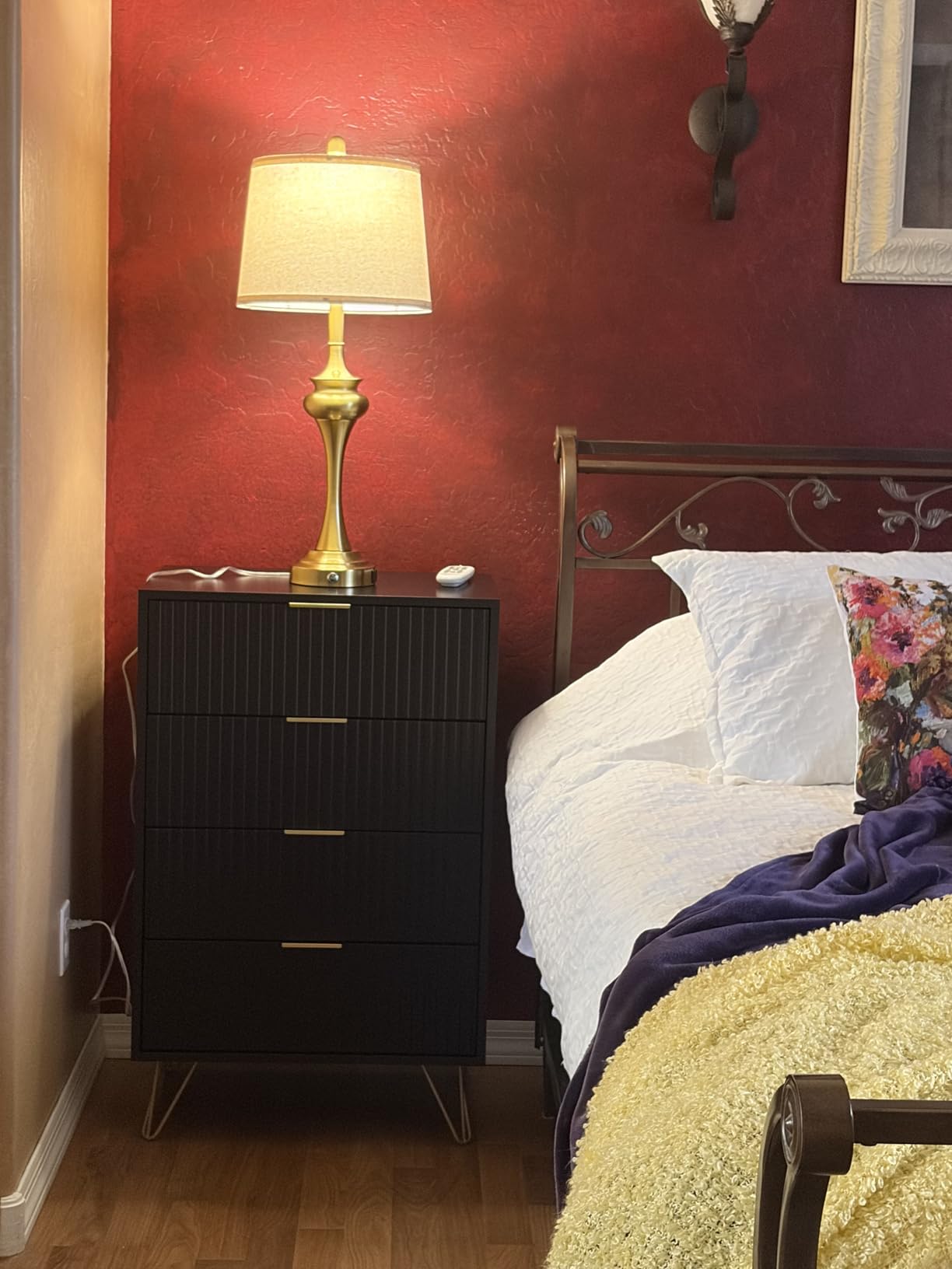 FURNIWAY Black Dresser, Modern 6-Drawer Dresser for Bedroom with Gold Handles, Wide Chest of Drawers for Living Room - Customer Photo 2