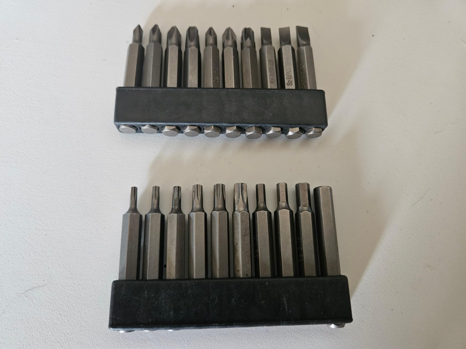 SEESII Cordless Impact Driver Kit, 21V Max Torque 1590 In-lbs(180 N.m) Impact Driver Set with Two 2.0 Ah Batteries, 1/4