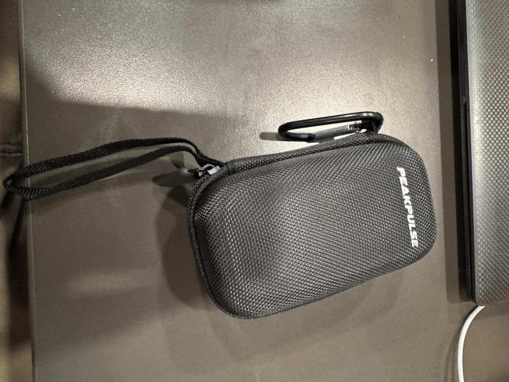 1200 Yards Mini Golf Range Finder for Golfer and Hunter Rangefinder HDLCD 7X Magnification with Slope for Hunting Men Women Rechargeable Flag Locked with Vibration Customer Review 1200 Yards Mini Golf Range Finder for Golfer and Hunter Rangefinder HDLCD 7X Magnification with Slope for Hunting Men Women Rechargeable Flag Locked with Vibration - Customer Photo 2