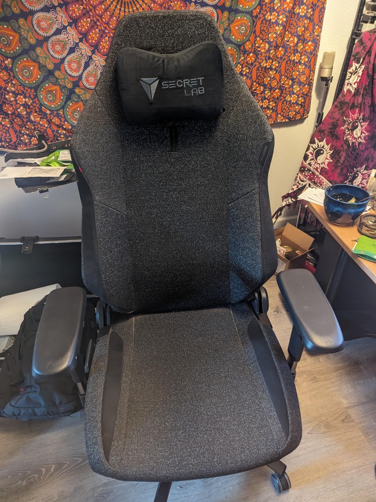 Secretlab Titan Evo Lite in BLACK3 Prime SoftWeave Gaming Chair - Reclining - Ergonomic & Heavy Duty Computer Chair with 4D Armrests & Lumbar Support - Black - Customer Photo 1