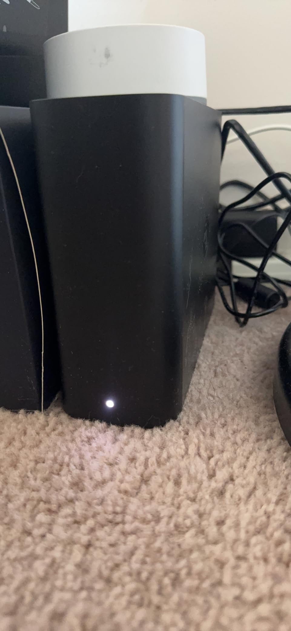 Synology BeeStation 4TB Personal Cloud Storage Device (BST150-4T) Black - Customer Photo 1