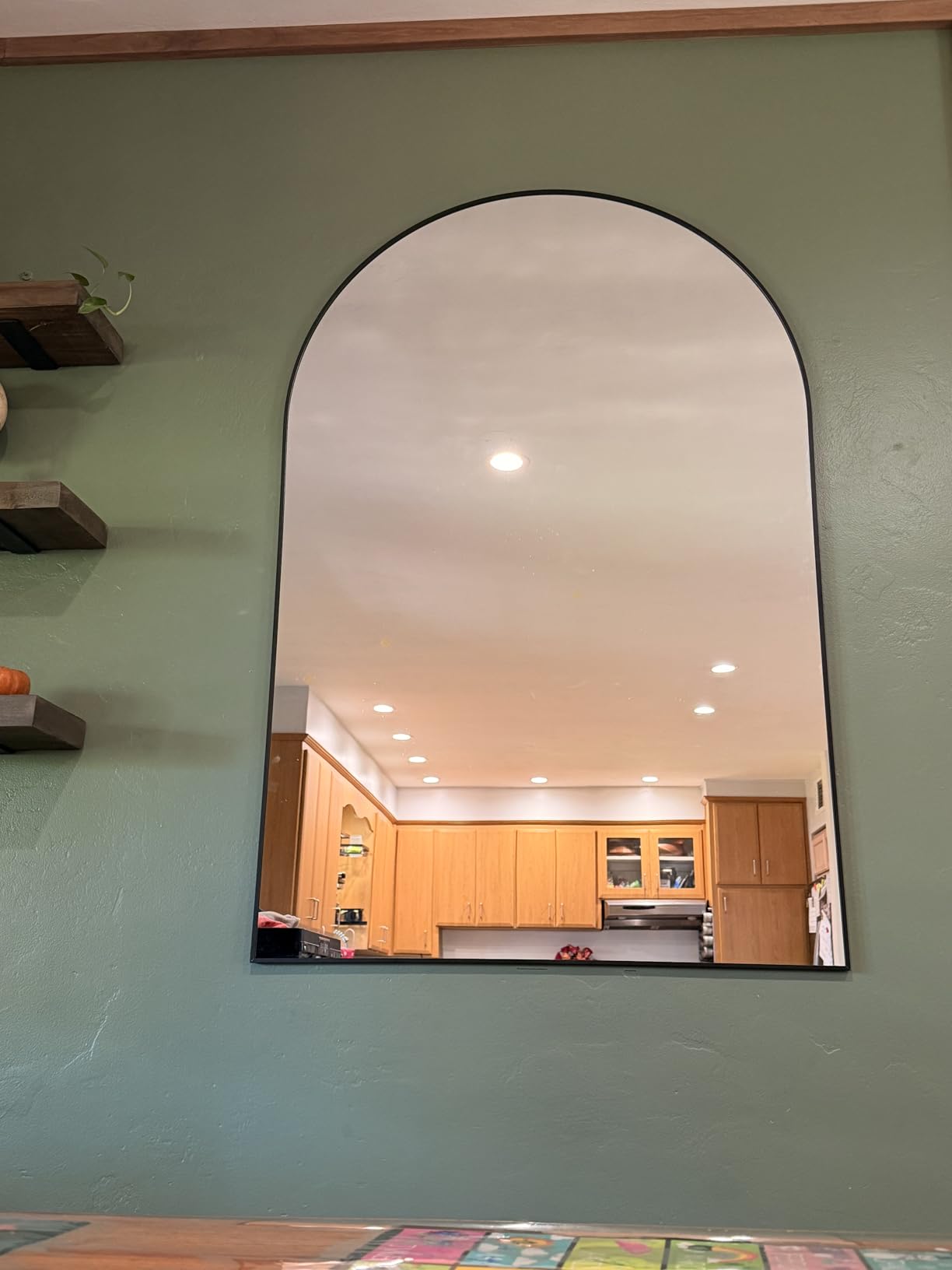 VooBang Arched Wall Mirror, 24 x 36 inch Arch Bathroom Mirror, Wall Mounted Vanity Mirror with Arch Metal Frame, Modern Bathroom Vanity Mirror for Bedroom, Living Room, Hanging or Leaning, Black - Customer Photo 1