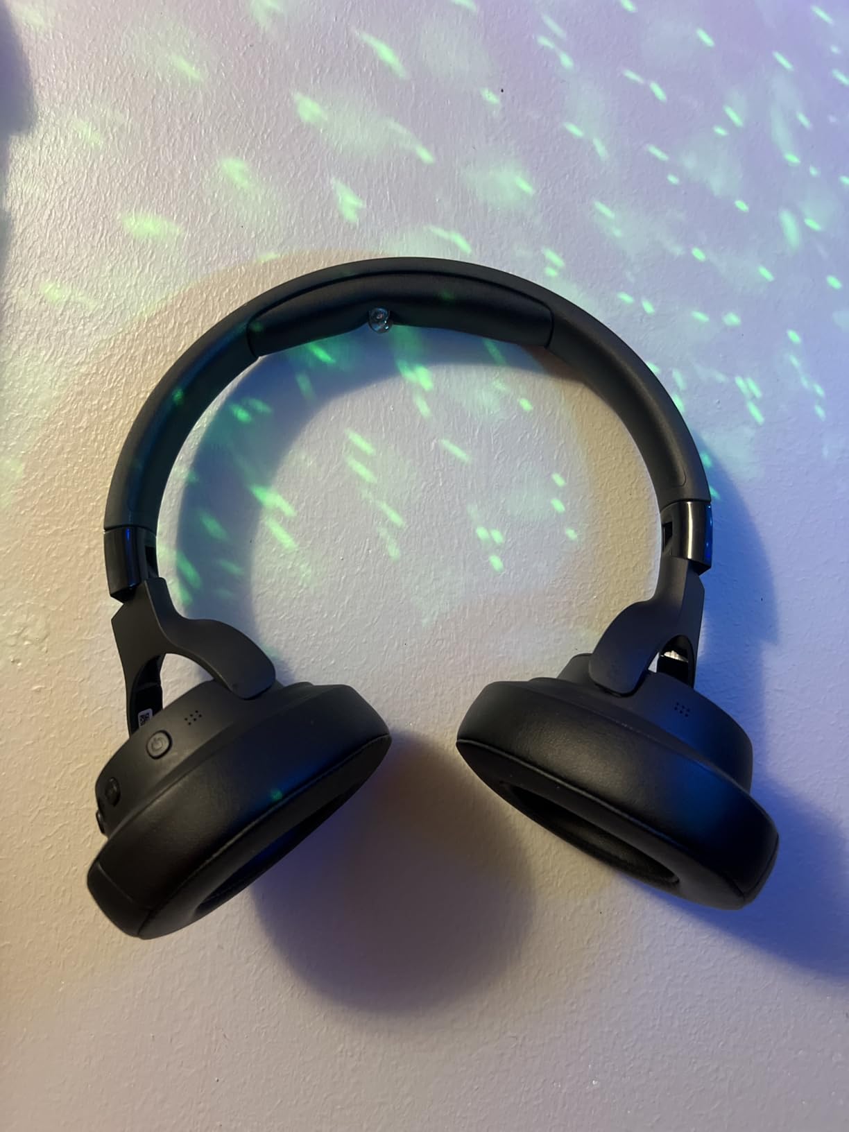 JBL Tune 770NC - Adaptive Noise Cancelling with Smart Ambient Wireless Over-Ear Headphones, Bluetooth 5.3, Up to 70H Battery Life with Speed Charge, Lightweight, Comfortable & Foldable Design Customer Review JBL Tune 770NC - Adaptive Noise Cancelling with Smart Ambient Wireless Over-Ear Headphones, Bluetooth 5.3, Up to 70H Battery Life with Speed Charge, Lightweight, Comfortable & Foldable Design - Customer Photo 2