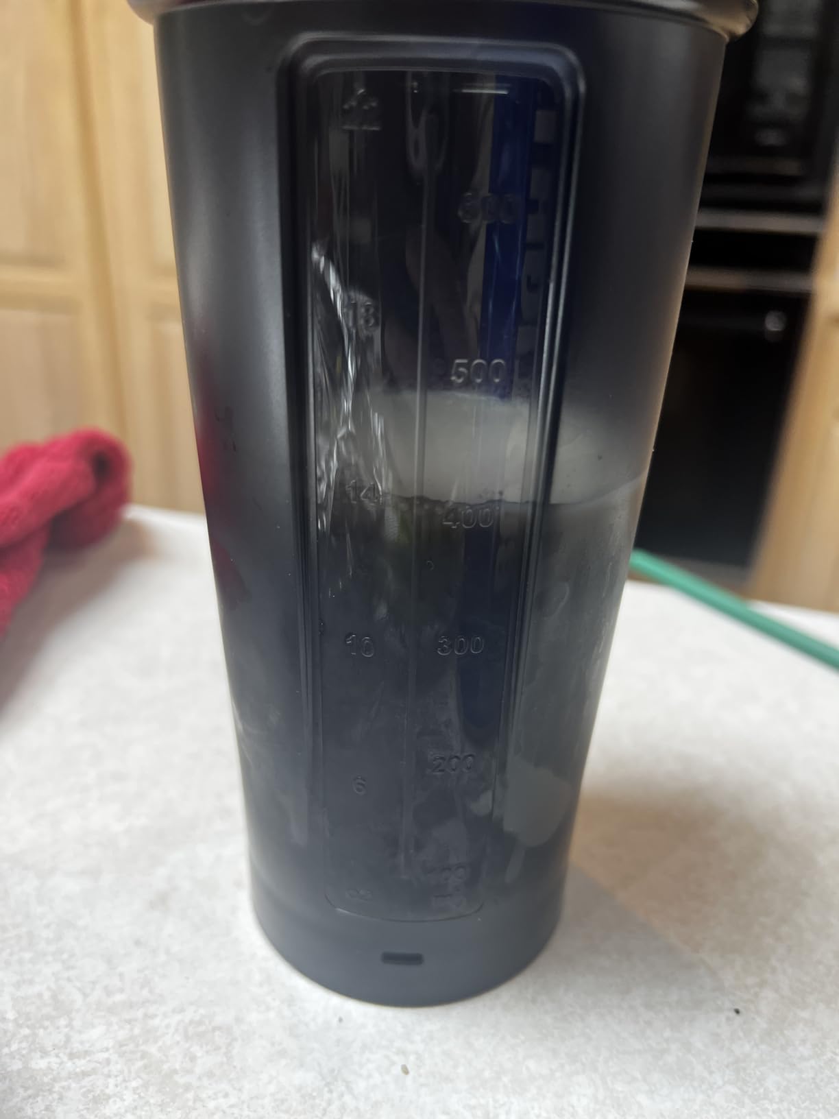 BlenderBottle Classic V2 Shaker Bottle Perfect for Protein Shakes and Pre Workout, 28-Ounce, Black, 2 Pack Customer Review BlenderBottle Classic V2 Shaker Bottle Perfect for Protein Shakes and Pre Workout, 28-Ounce, Black, 2 Pack - Customer Photo 1