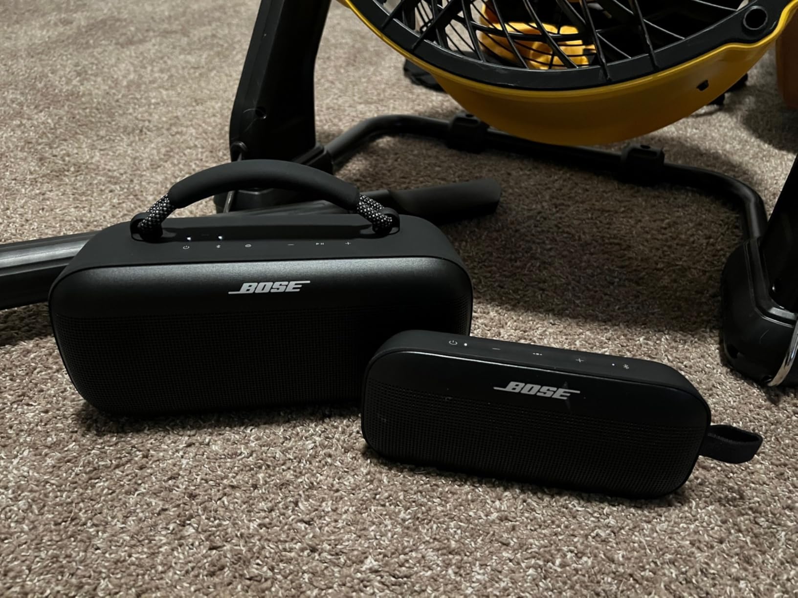 Bose SoundLink Max Bluetooth Speaker - Portable Wireless Party Speaker, IP67 Waterproof, Rope Handle, Up to 20 Hours of Playtime, USB-C, Built-in 3.5mm AUX Input, Black - Customer Photo 1