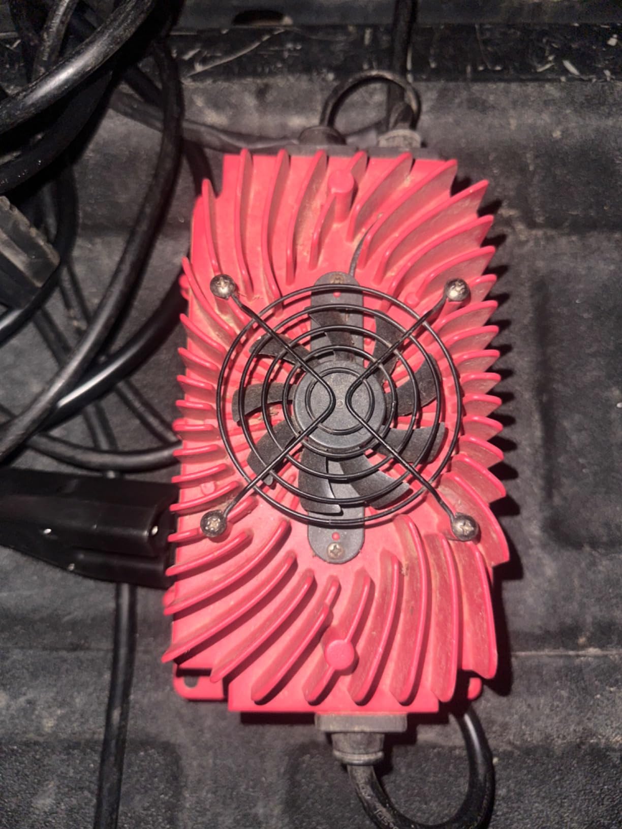 FORM 48 Volt Golf Cart Battery Charger for EZGO RXV & TXT Golf Cart - 48V Lithium, LiFePO4, Lead Acid - Elite Version Customer Review FORM 48 Volt Golf Cart Battery Charger for EZGO RXV & TXT Golf Cart - 48V Lithium, LiFePO4, Lead Acid - Elite Version - Customer Photo 1