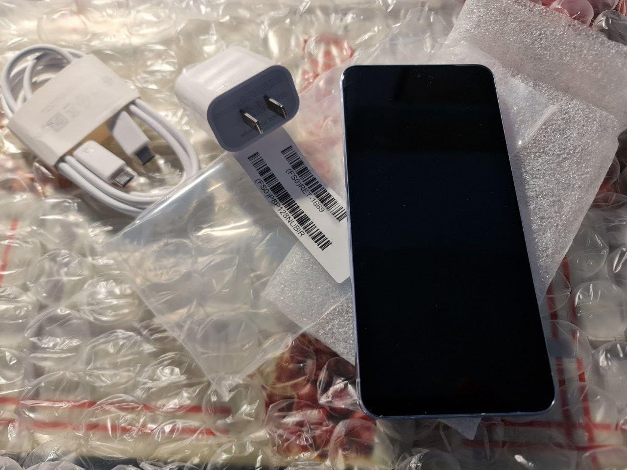 Google Pixel 8 Pro, 128GB Fully Unlocked Black (Renewed) - Customer Photo 2