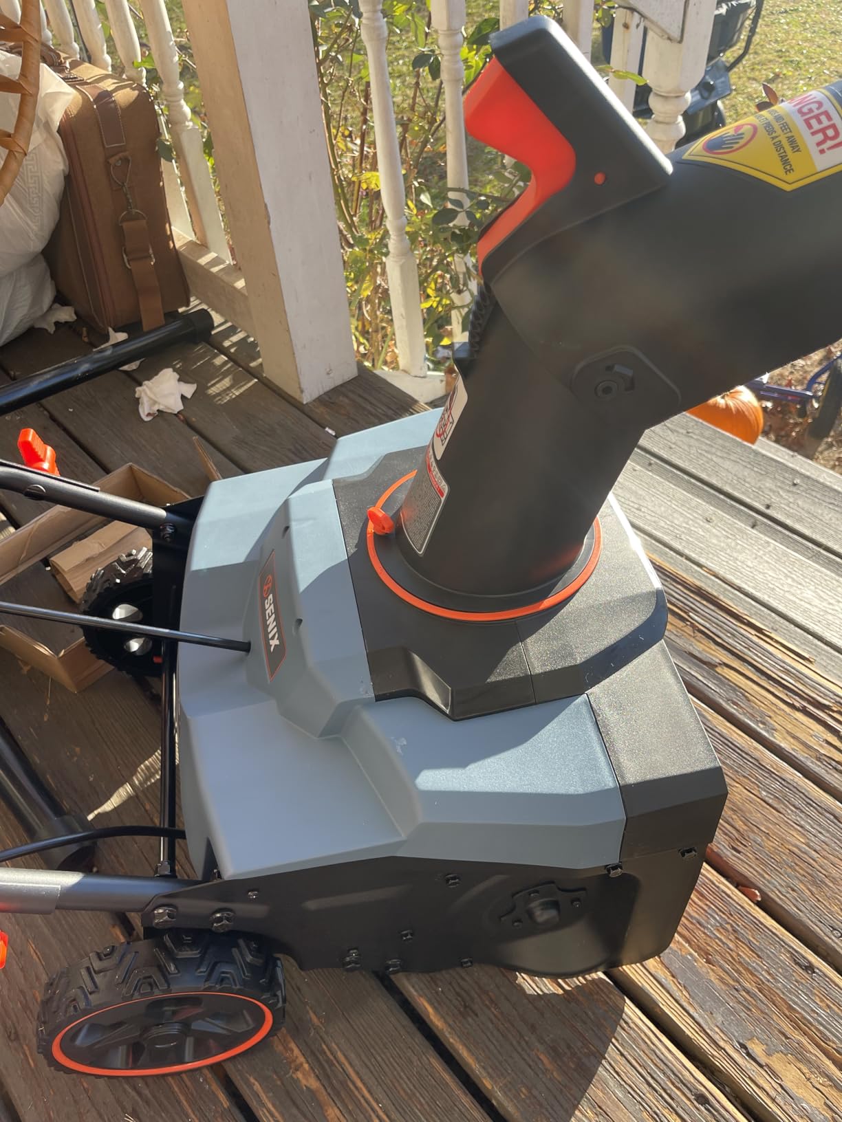 SENIX 40V 18'' Cordless Snow Blower - Variable Speed Steel Auger, 33' Max Throwing Distance, 1500W Brushless Motor, LED Lights, with (2) 5.0Ah Batteries & Charger, Clearing Snow 460lbs/min (STX2-M) - Customer Photo 1