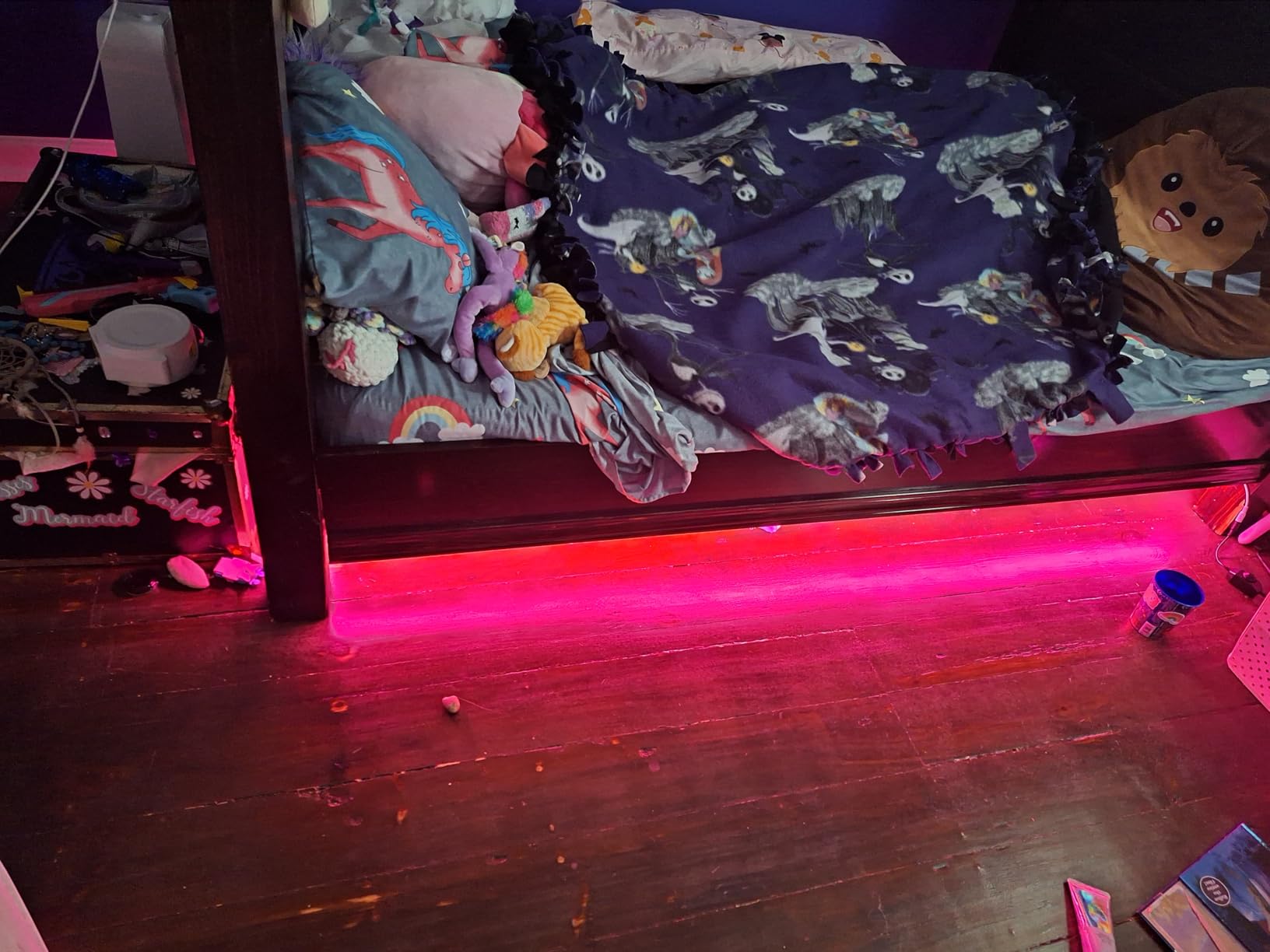 16.4FT Led Neon Rope Lights with APP/Remote Control, Flexible DIY Design, Music Sync Neon Lights for Wall Decor, Outdoor IP67 Waterproof, RGB LED Strip Lights for Bedroom, Living, Gaming, Party Customer Review 16.4FT Led Neon Rope Lights with APP/Remote Control, Flexible DIY Design, Music Sync Neon Lights for Wall Decor, Outdoor IP67 Waterproof, RGB LED Strip Lights for Bedroom, Living, Gaming, Party - Customer Photo 1