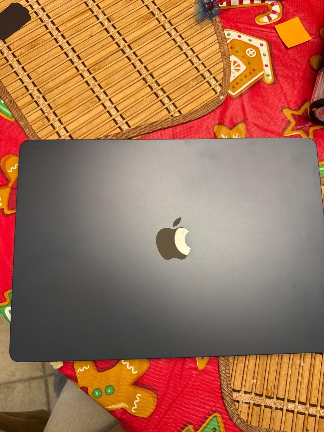 Apple 2024 MacBook Air 15-inch Laptop with M3 chip: Built for Apple Intelligence, 15.3-inch Liquid Retina Display, 16GB Unified Memory, 512GB SSD Storage, Backlit Keyboard, Touch ID; Midnight - Customer Photo 2