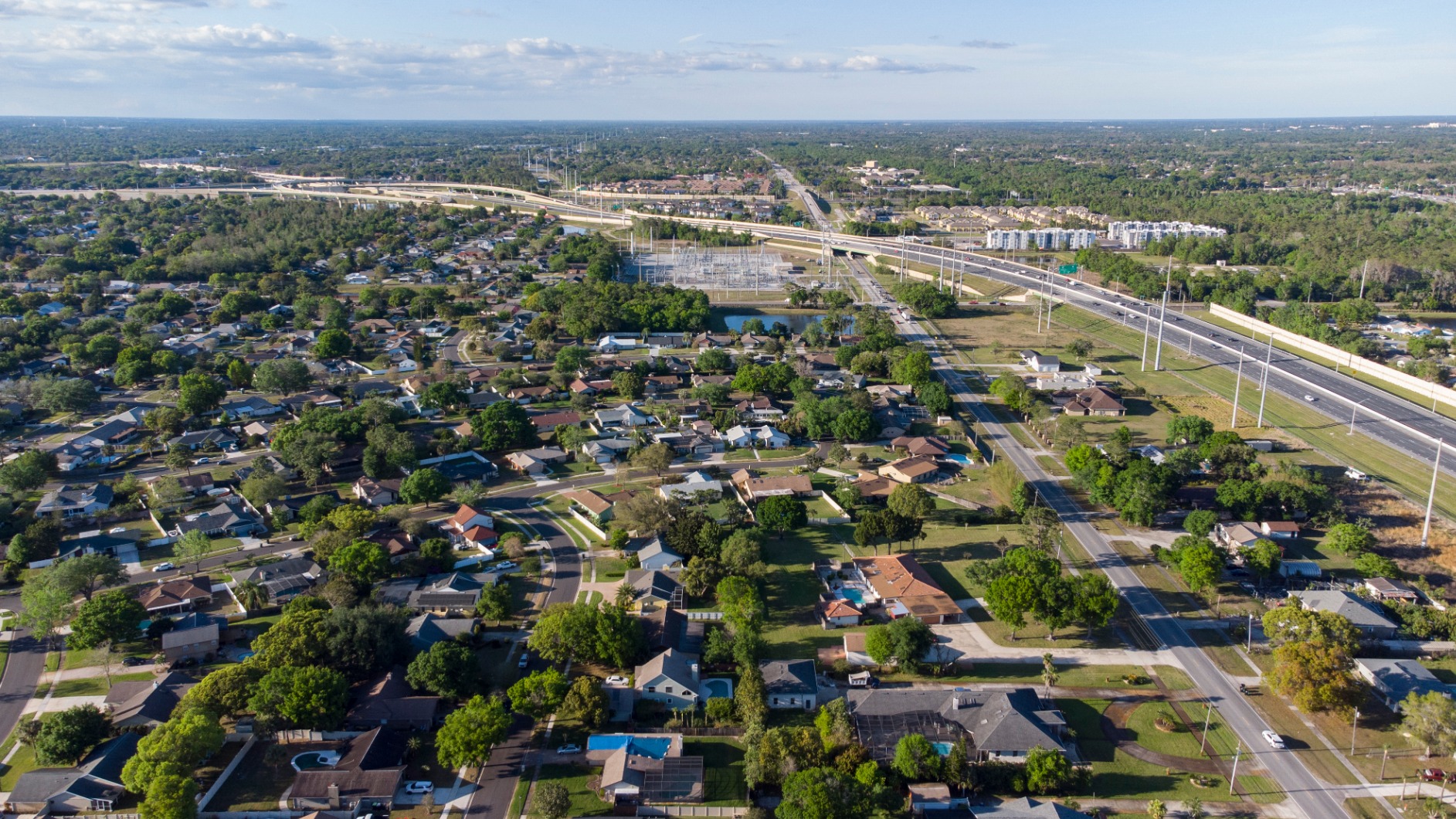 DJI Mini 4K, Drone with 4K UHD Camera for Adults, Under 249 g, 3-Axis Gimbal Stabilization, 10km Video Transmission, Auto Return, Wind Resistance, 1 Battery for 31-Min Max Flight Time, Intelligent Flight - Customer Photo 1